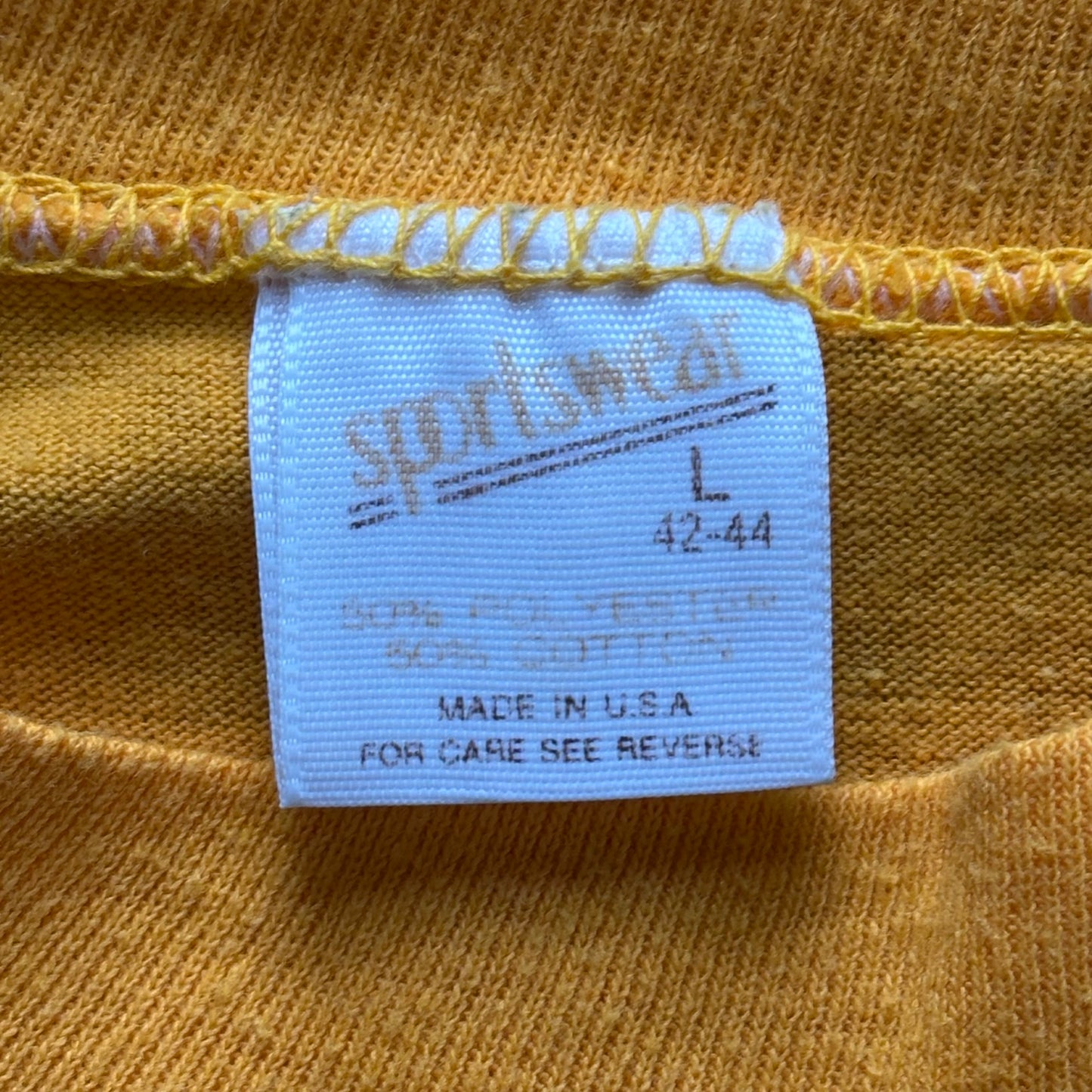 Vintage 80’s Saudi Arabia Glittery Print T-shirt