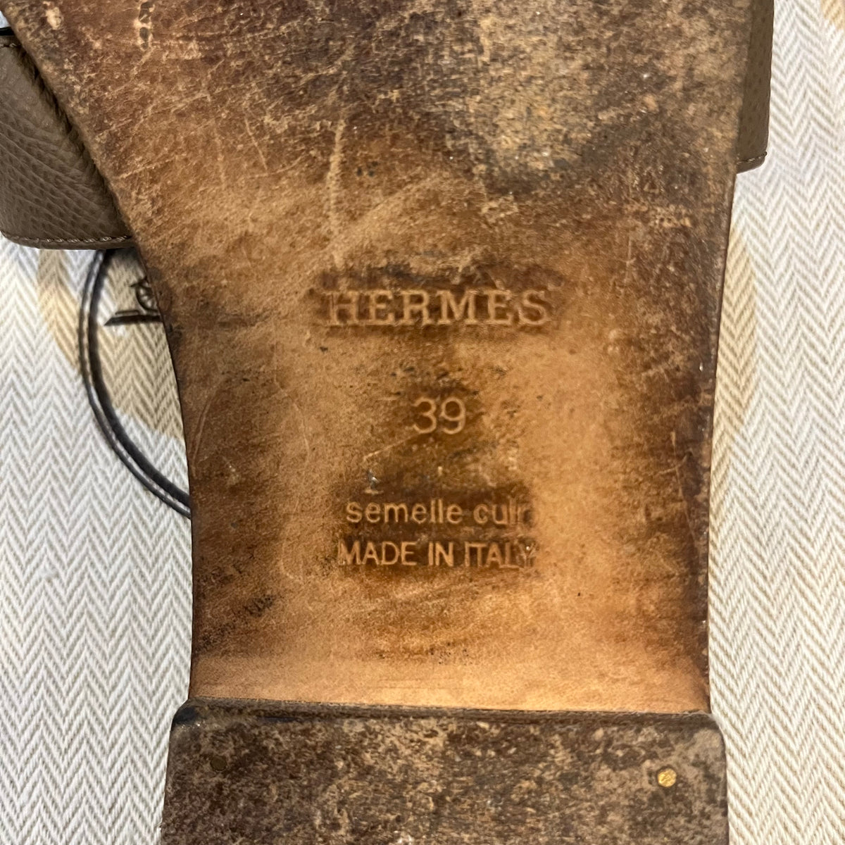 Hermes Oran Flat Leather Sandals