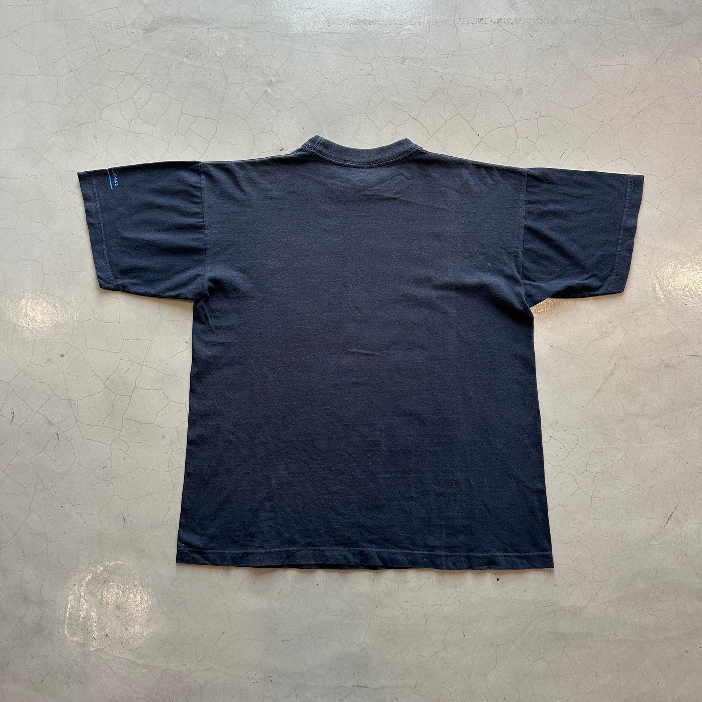 Vintage Blue Be European Be Different T-Shirt