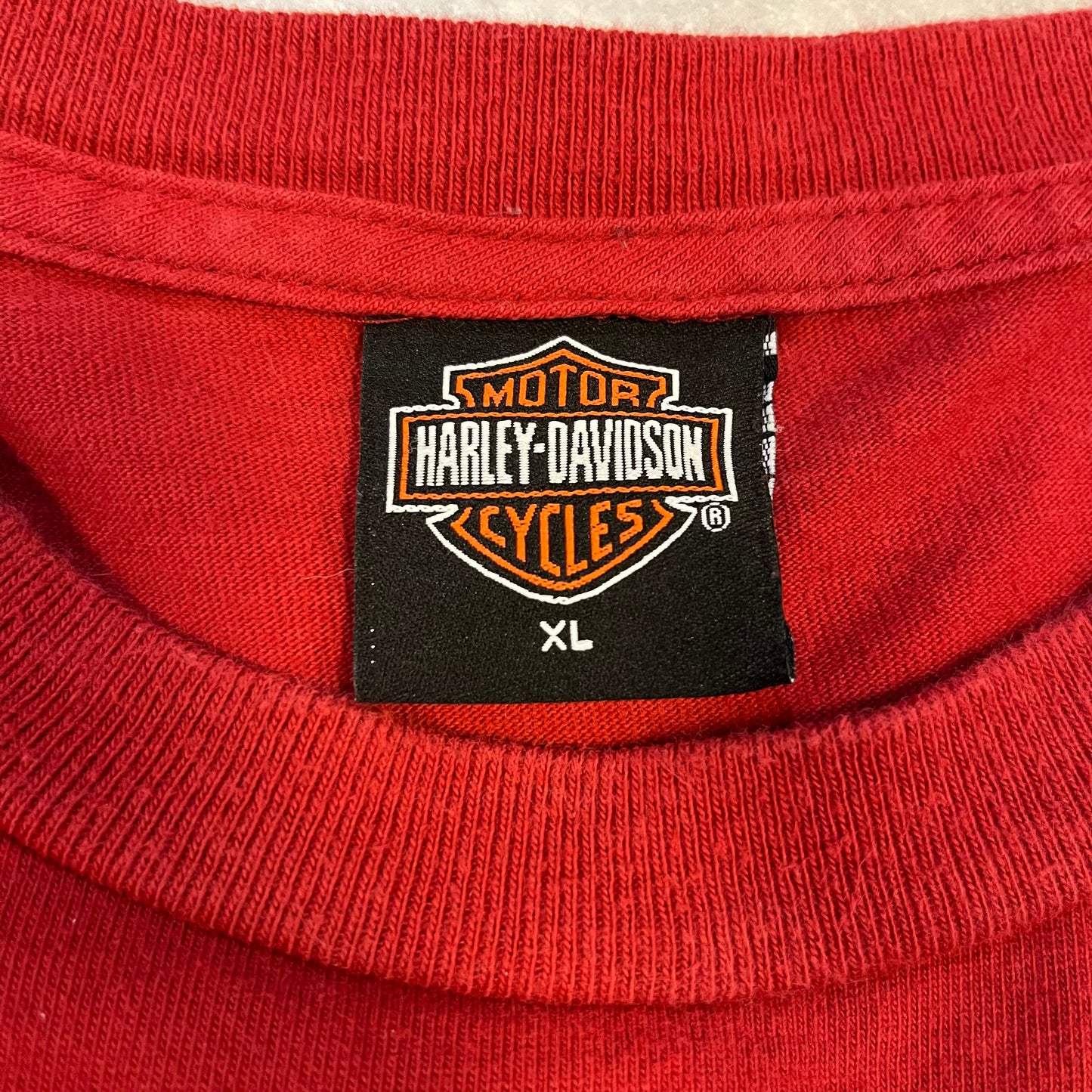 Vintage 2005 Harley Davidson Qatar Long Sleeve Pocket Shirt