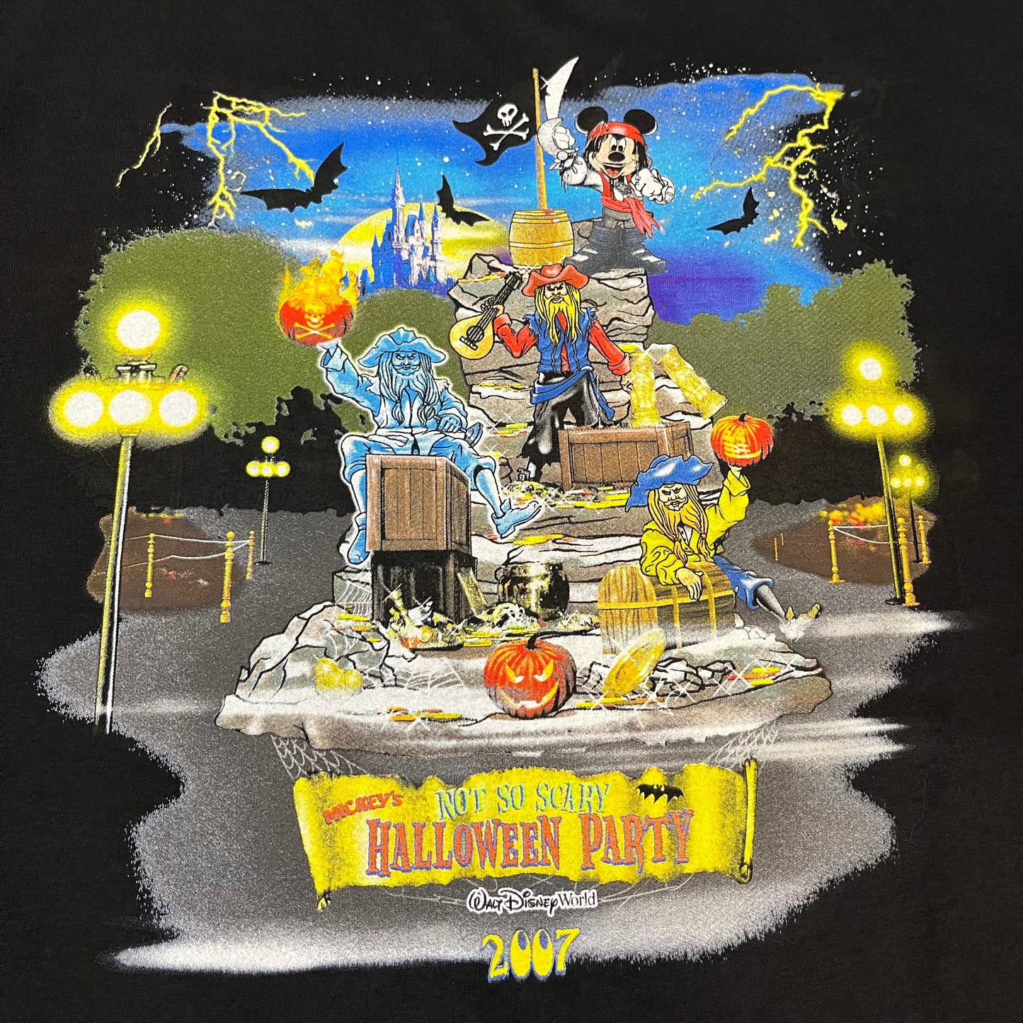 Vintage 2007 Disney World Halloween T-Shirt