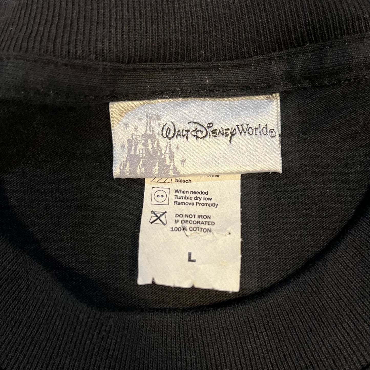 Vintage 2007 Disney World Halloween T-Shirt