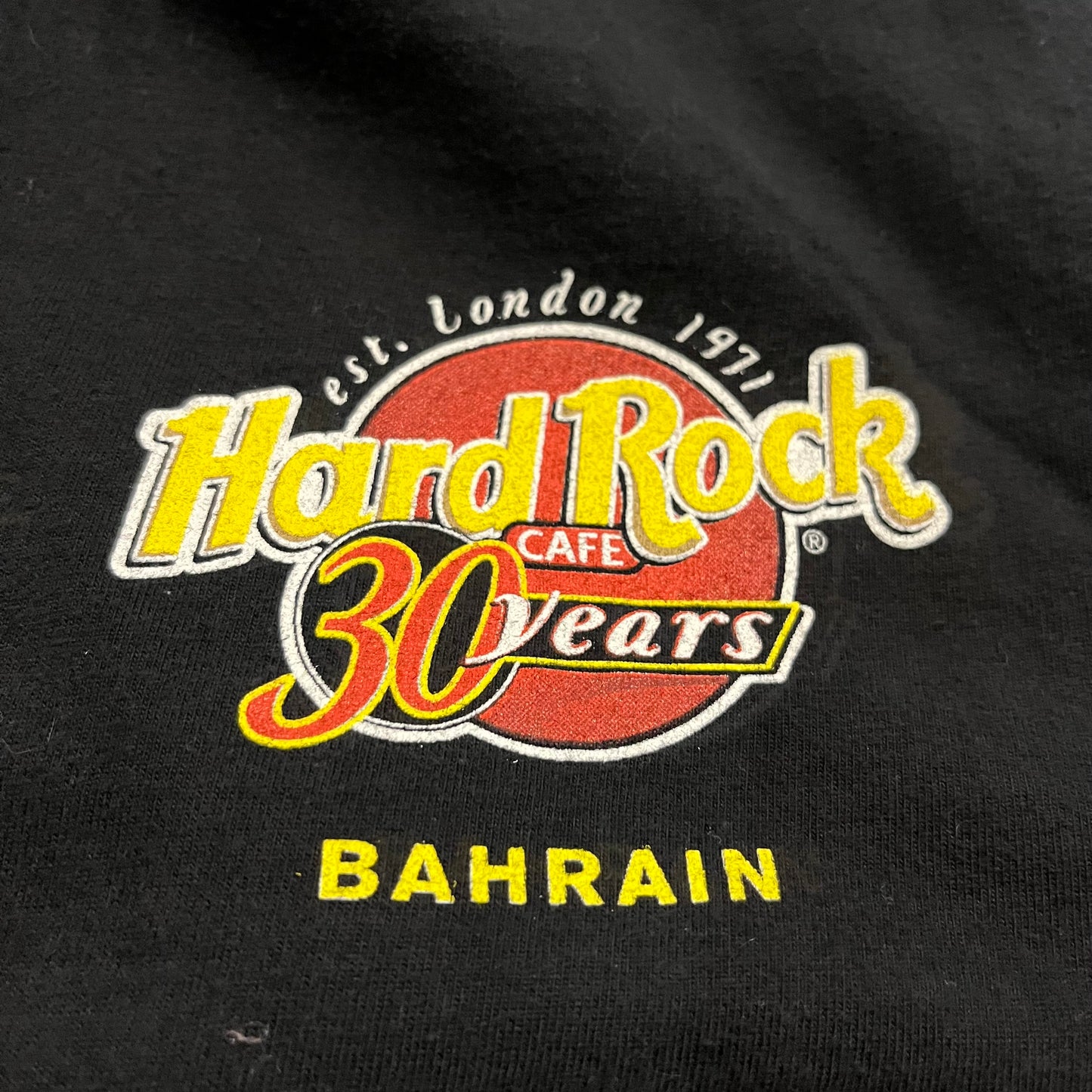 Vintage 2001 Hard Rock Cafe World Tour Bahrain T-Shirt