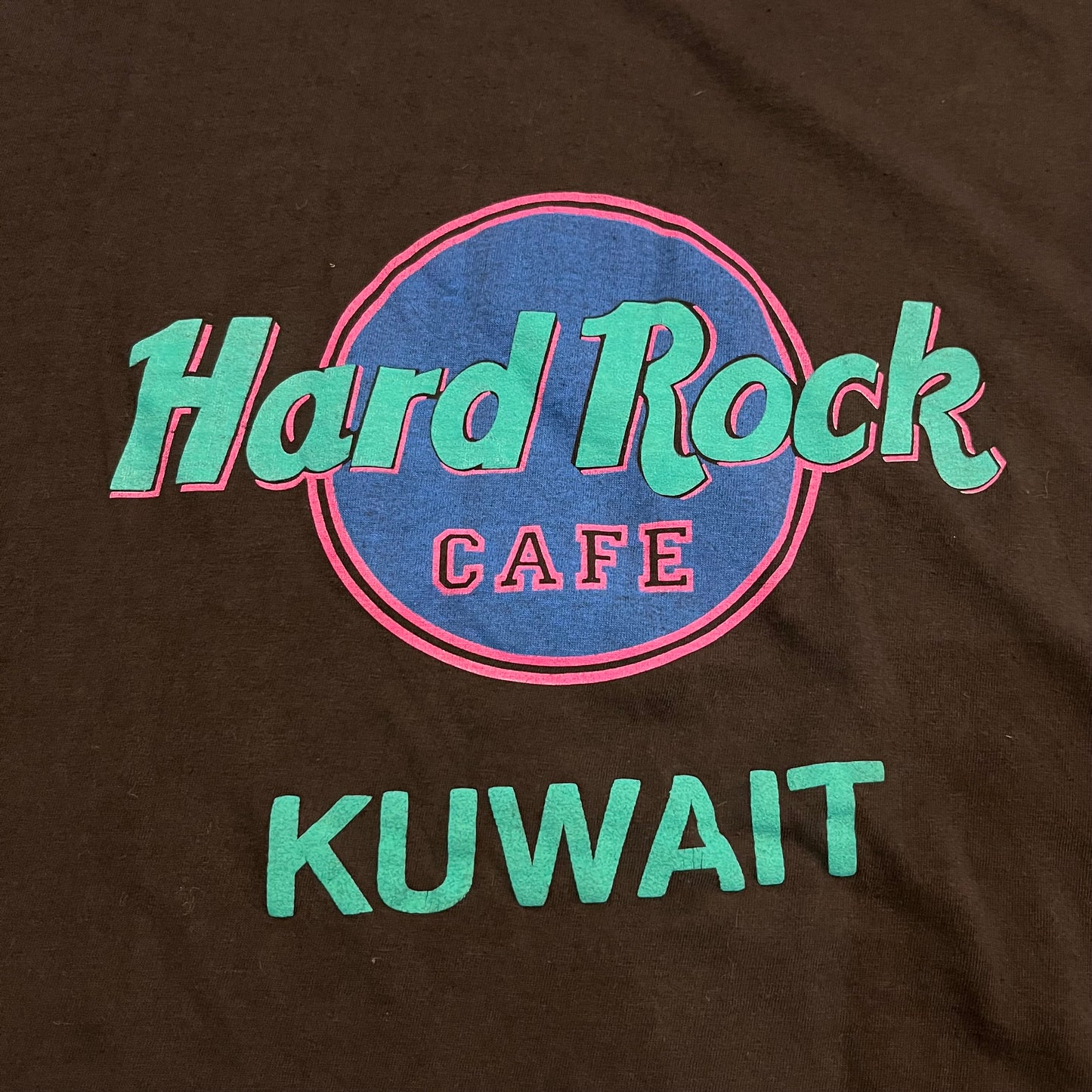 Vintage 90s Hard Rock Kuwait Single Stitch T-Shirt