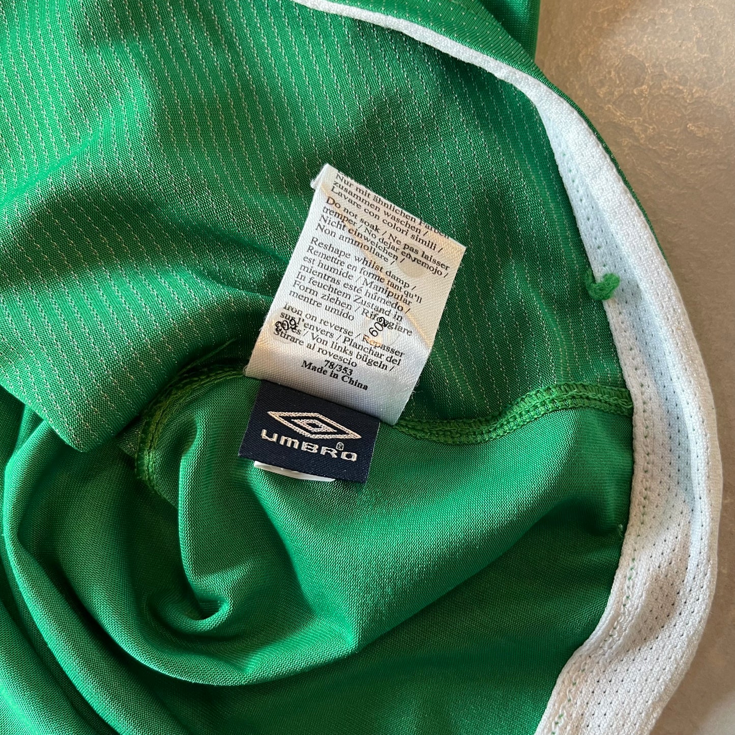 Vintage Ireland 2004 Home Jersey