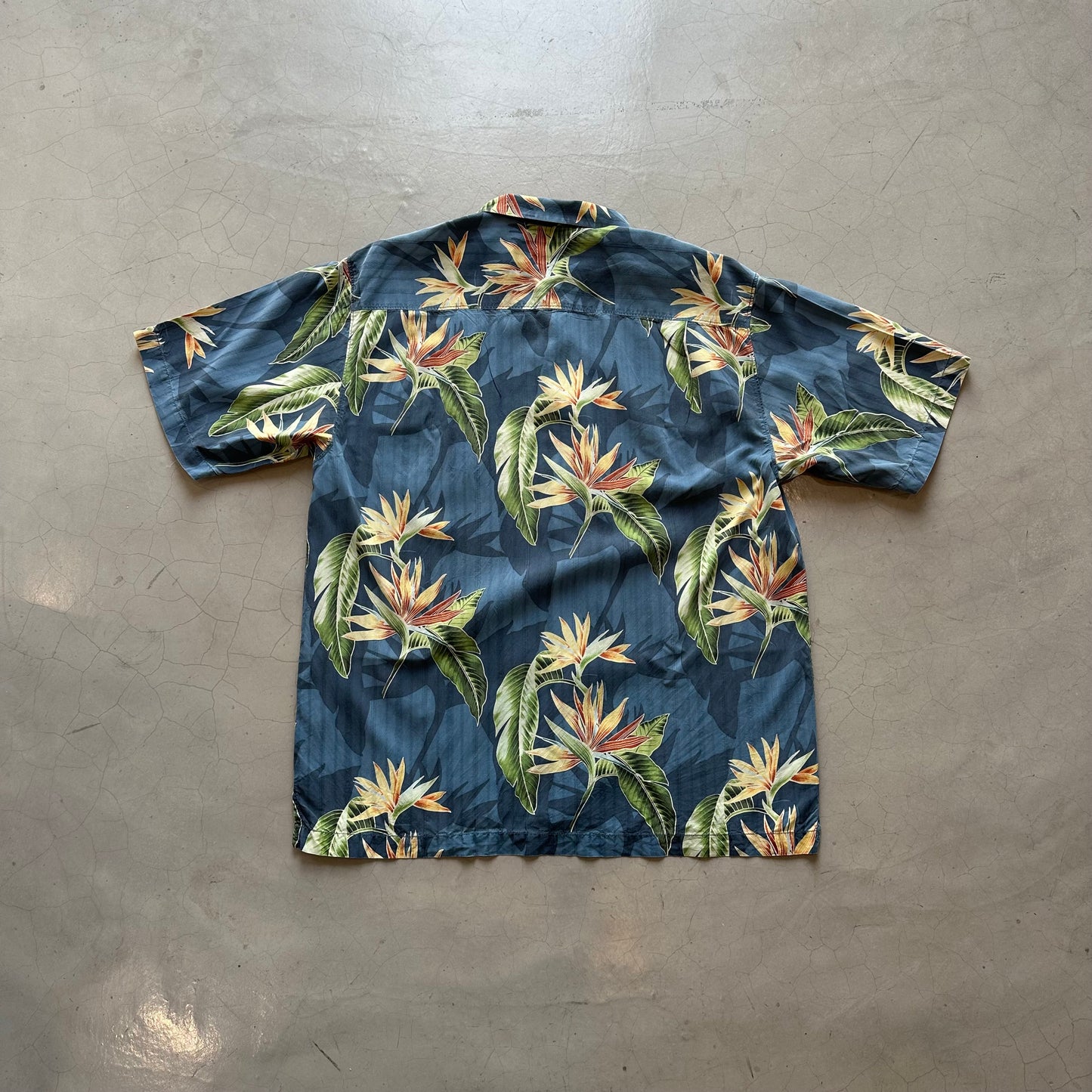 Tommy Bahama Premium Hawaiian Flower Shirt