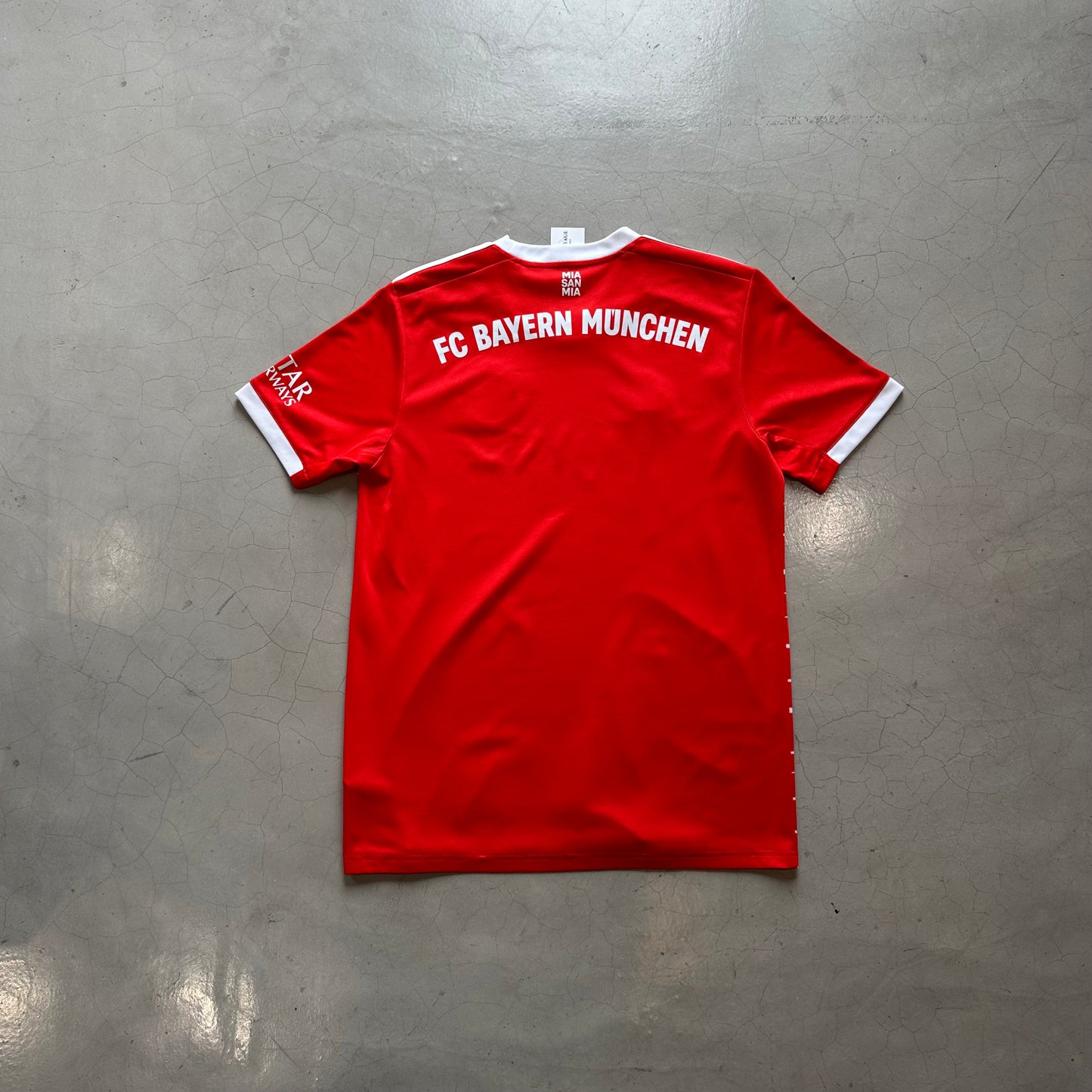 FC Bayern München 2022 Home Jersey