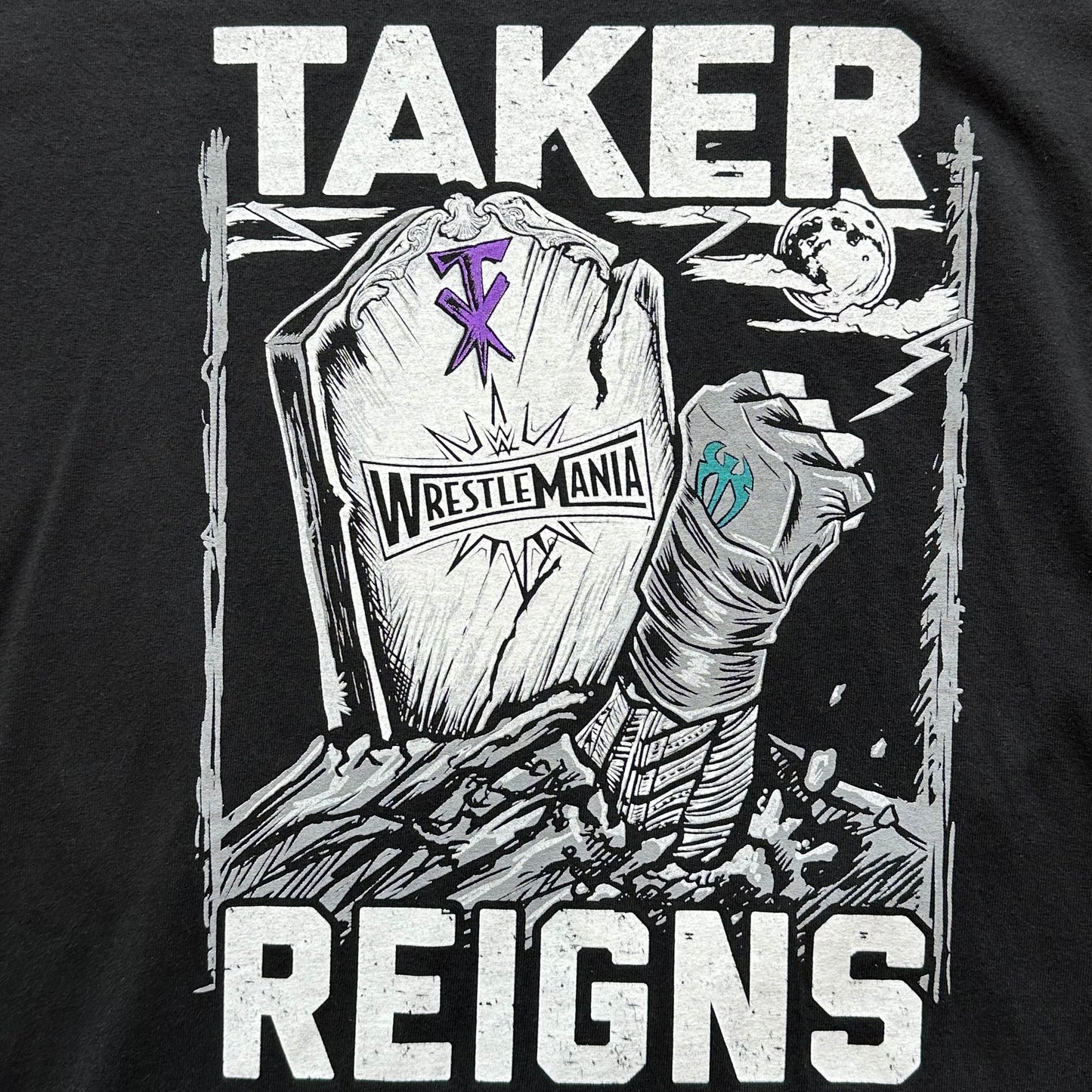 WWE Wrestelemania Taker vs Reigns T-Shirt