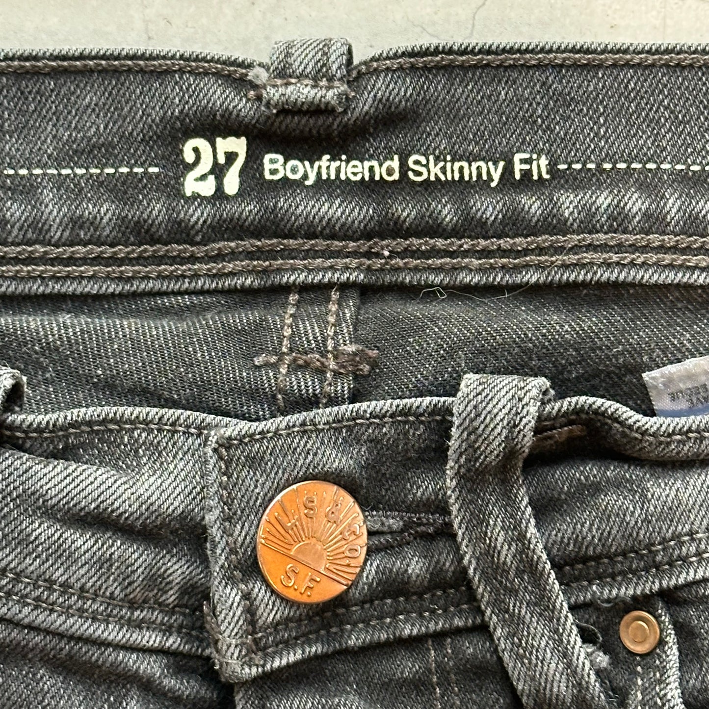 Levis Boyfriend Skinny Fit Jeans
