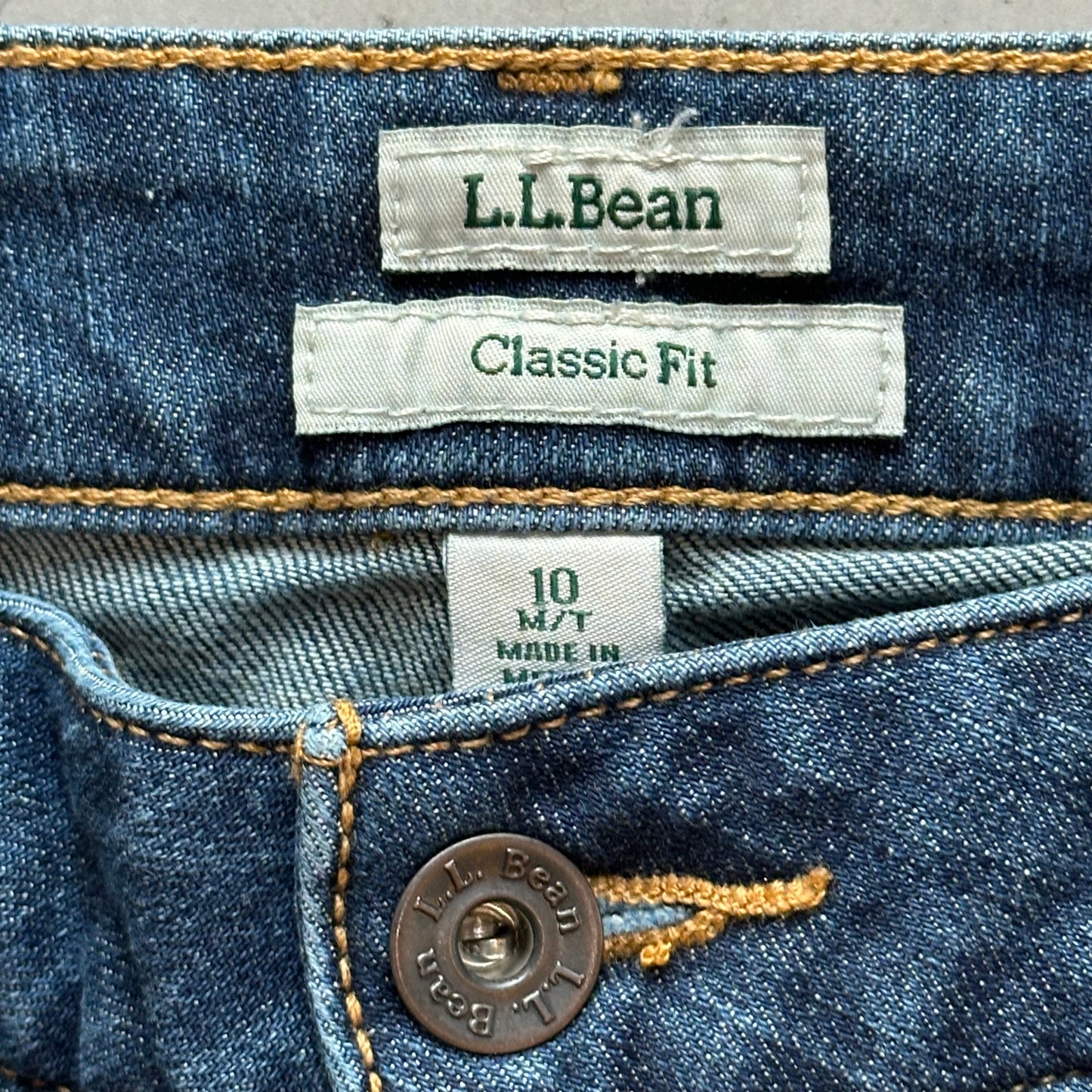 LL Bean Womens Classic Fit Jeans