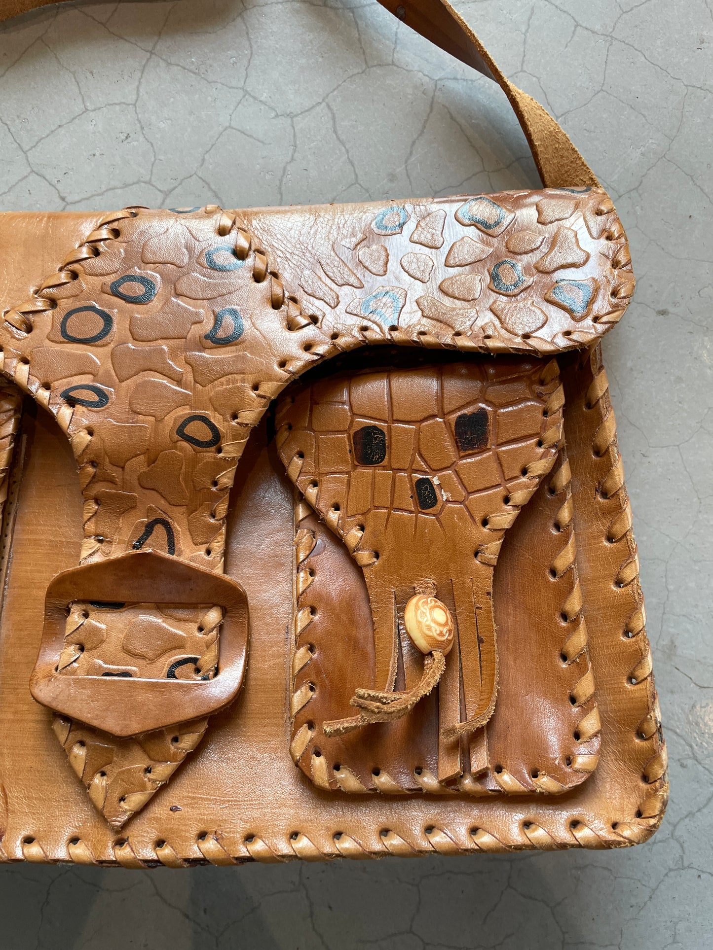 Vtg Leather Safari Bag