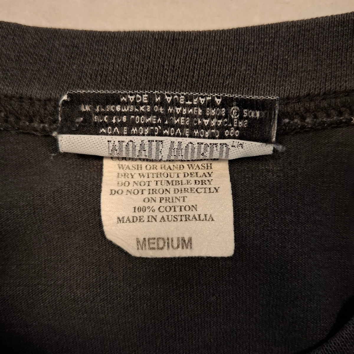 Vtg Warner Bros Movie World Tee