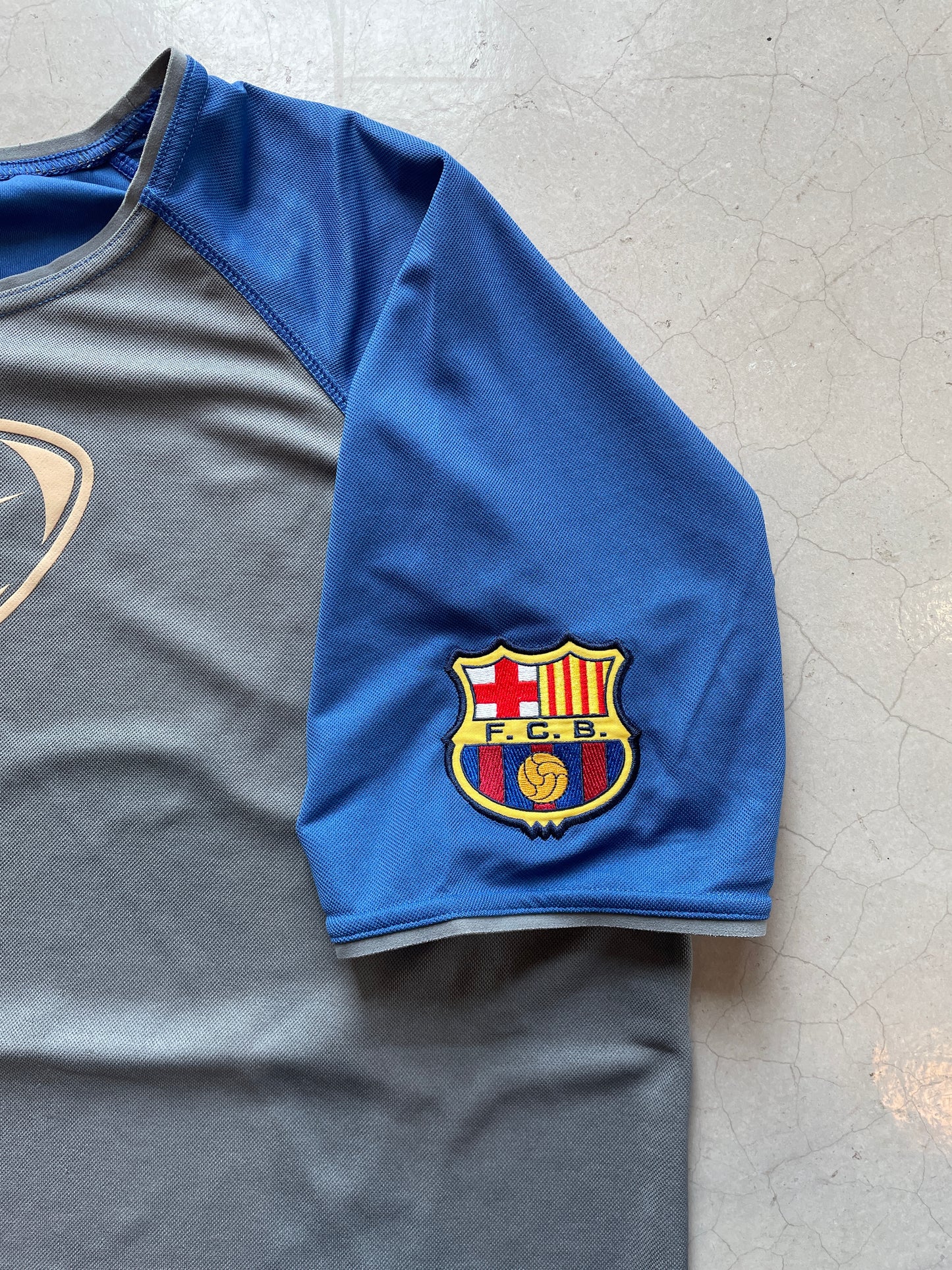 Vtg 2001-02 FC Barcelona Training Jersey