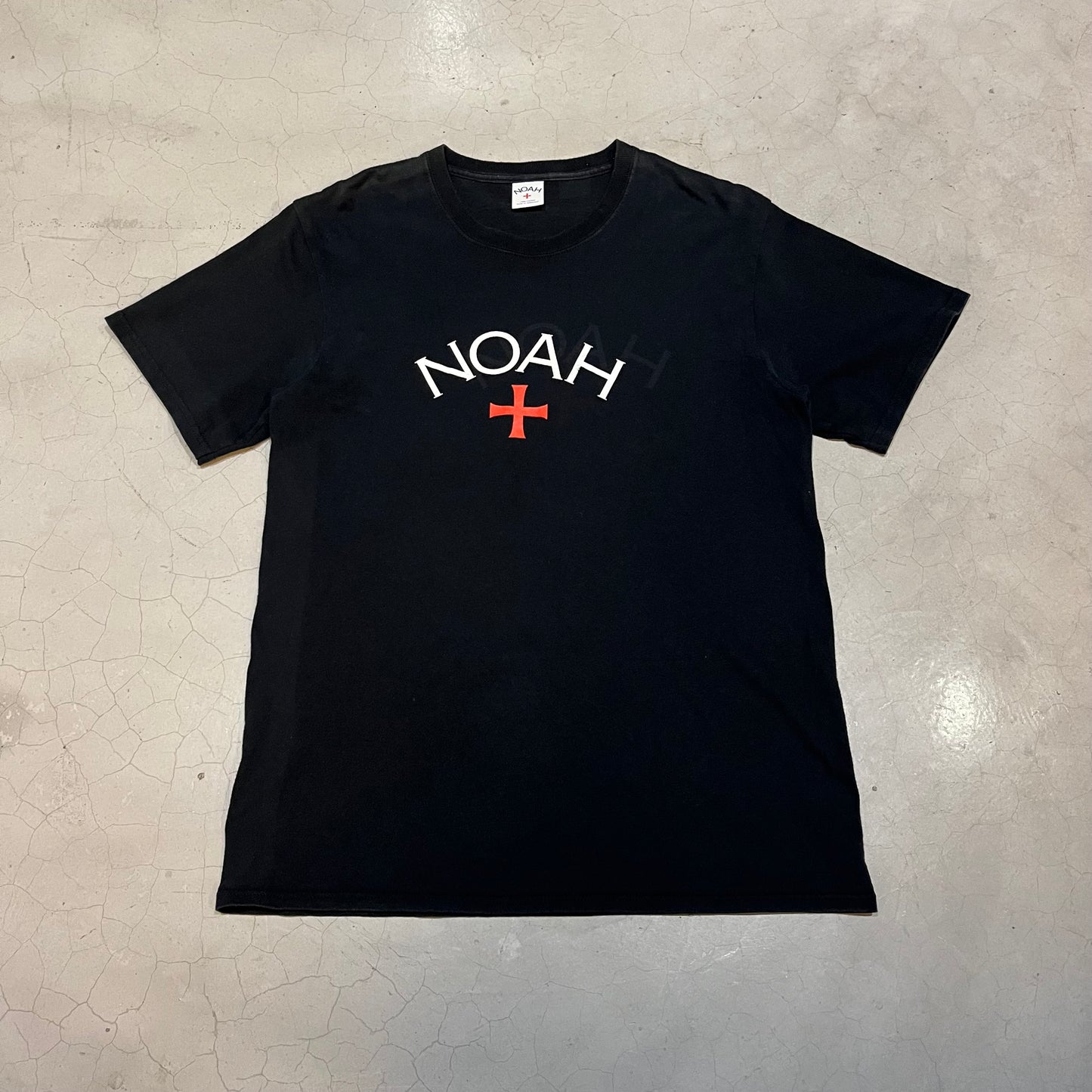 Noah T-shirt