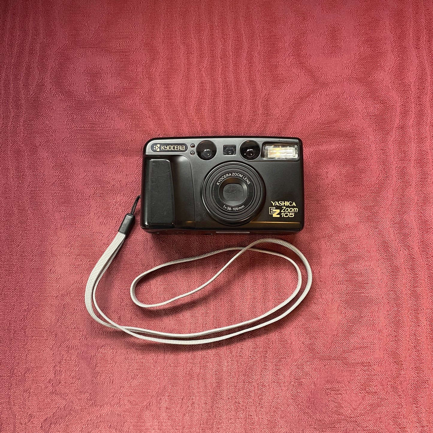 Yashica EZ Zoom 105