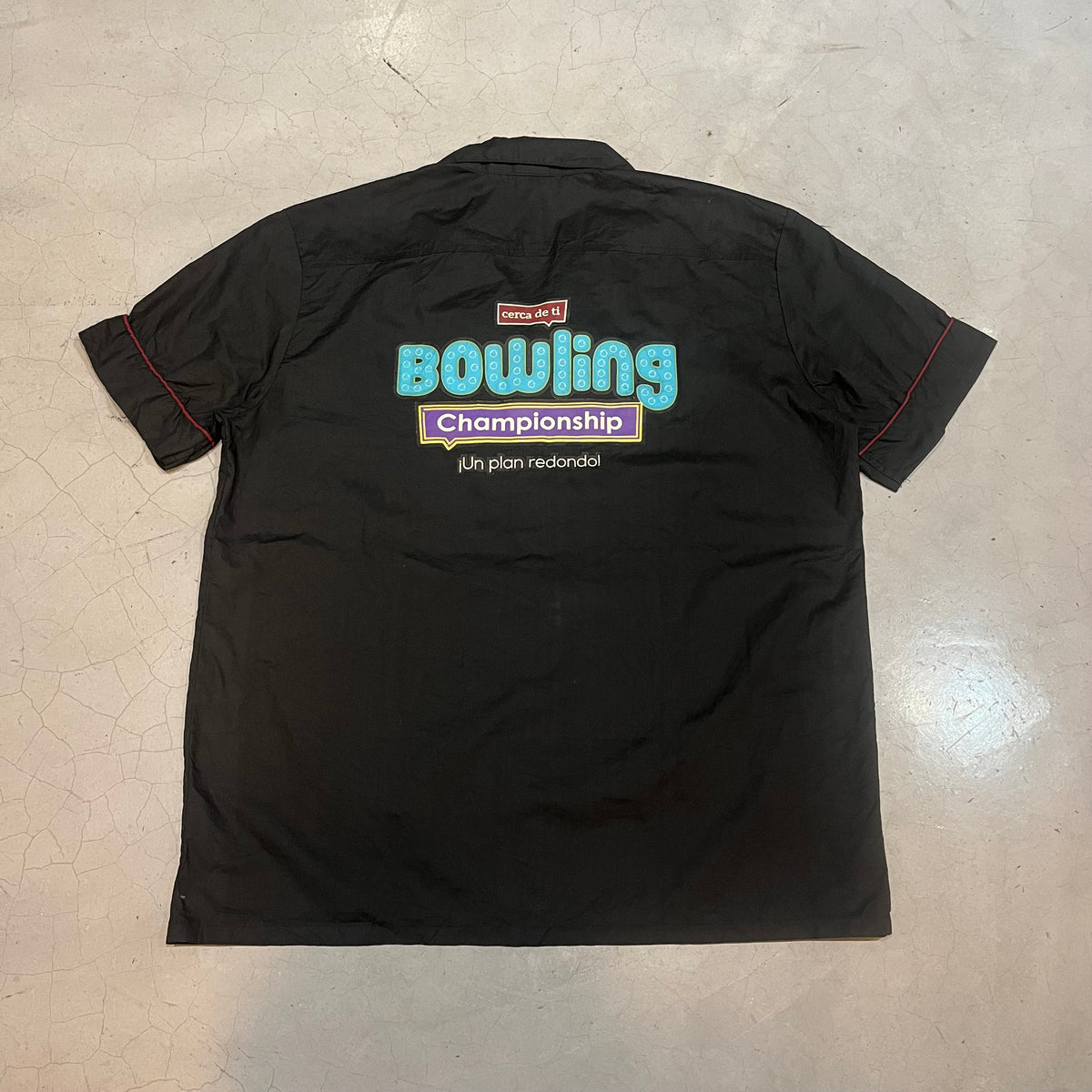 Vintage Bowling Cerca De Ti Shirt