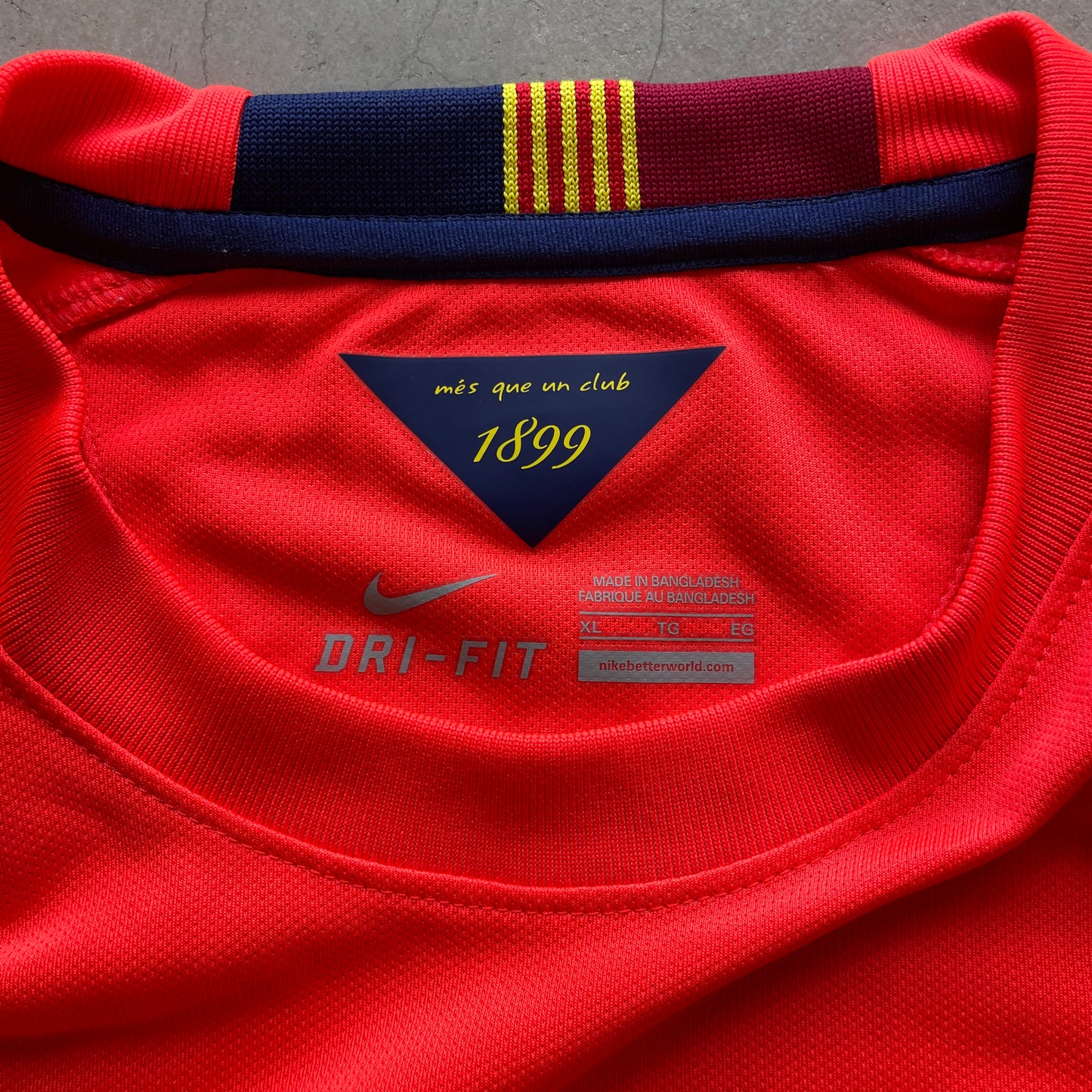 FC Barcelona 2014 Away Kit