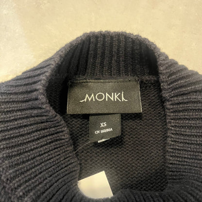 Monki Top