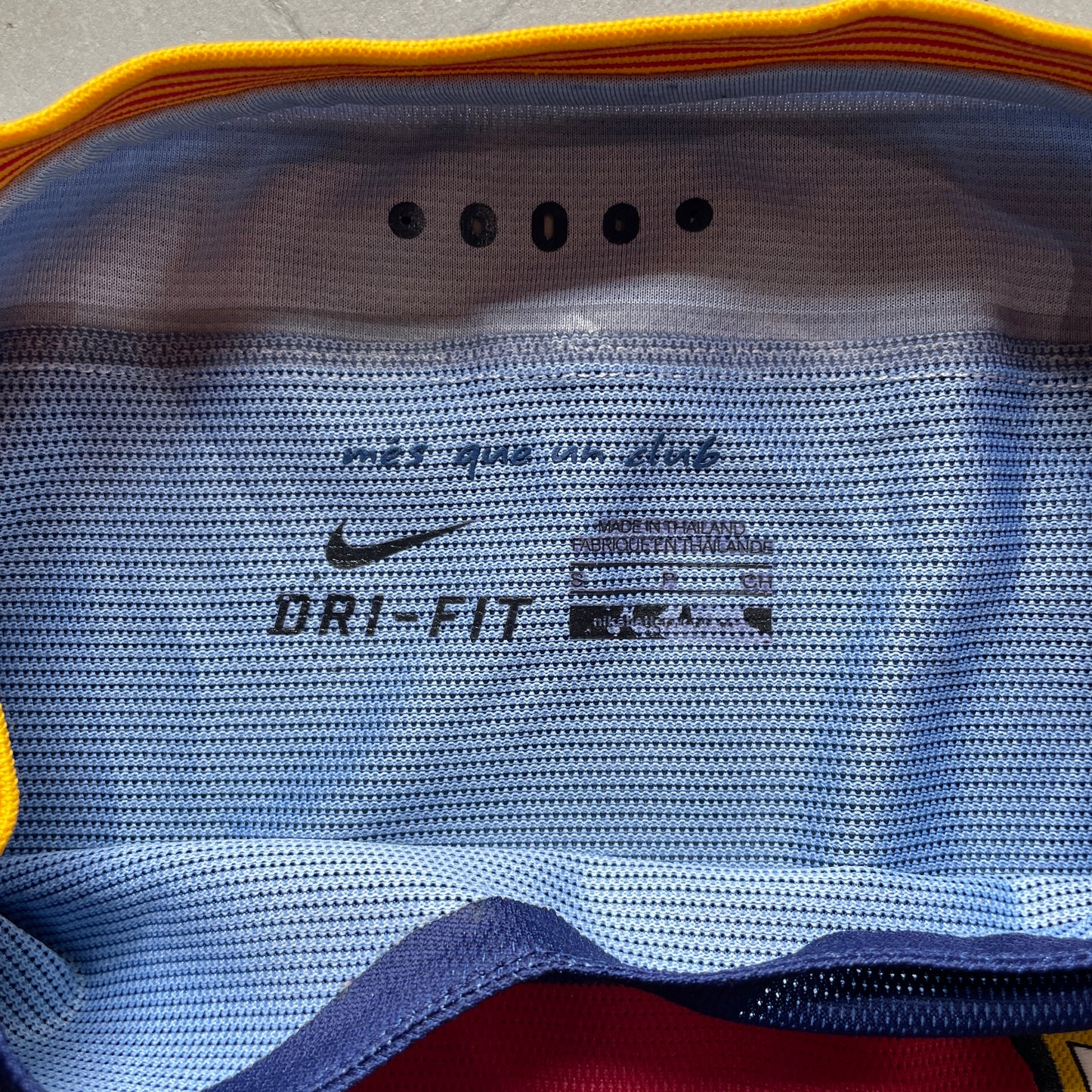 FC Barcelona 2015/2016 Home Kit