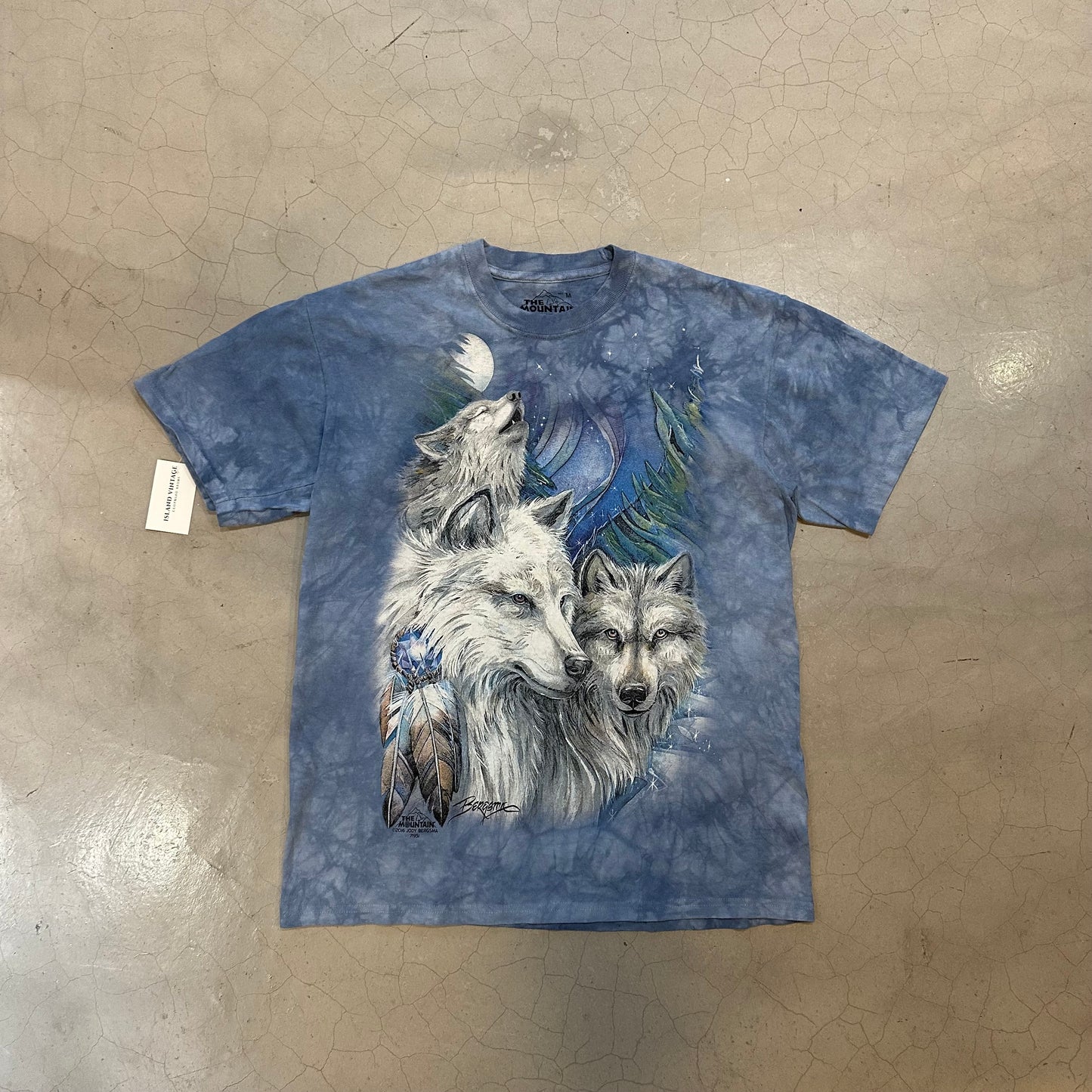2016 The Mountain Wolf T-shirt