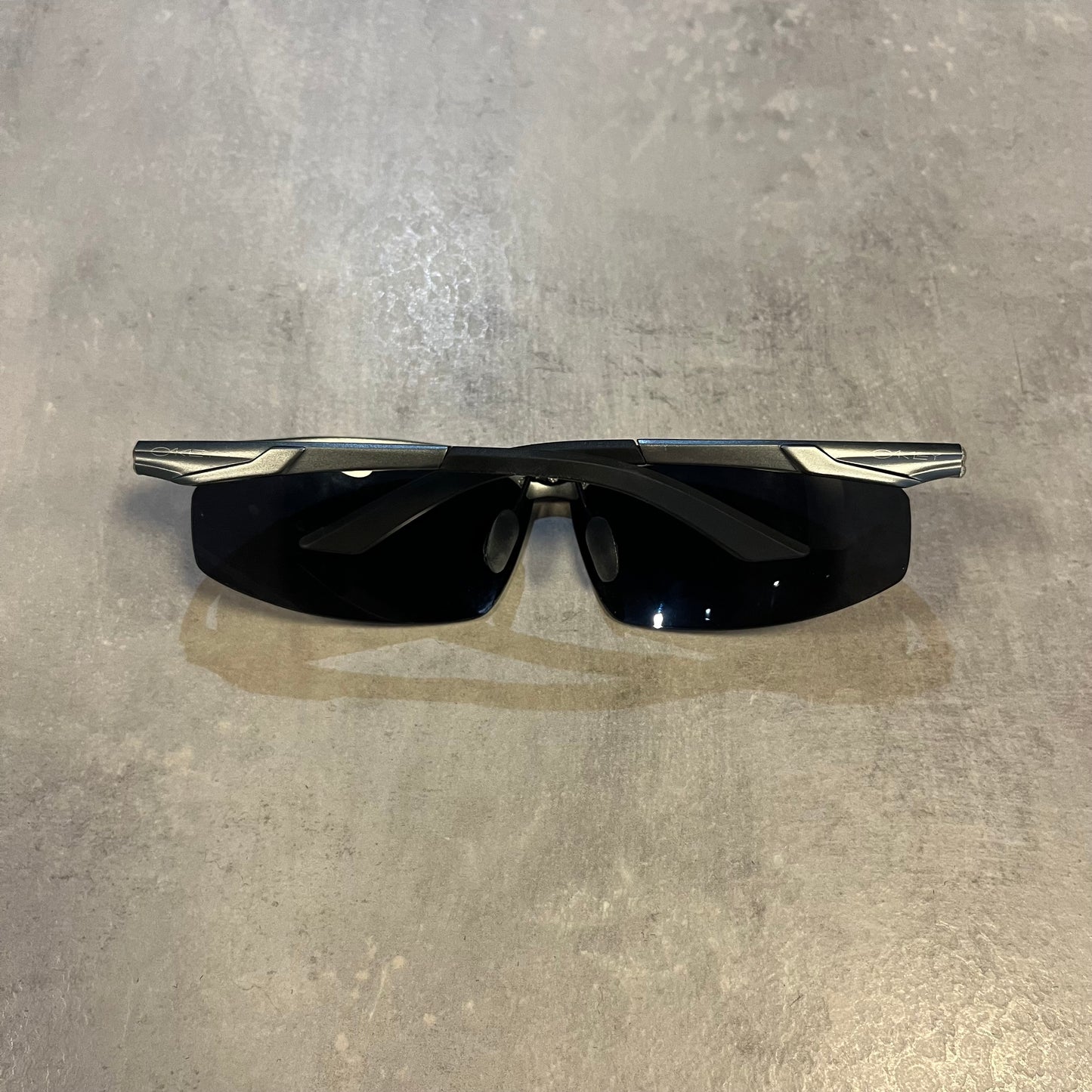 Oakley Wire Tap Sunglasses