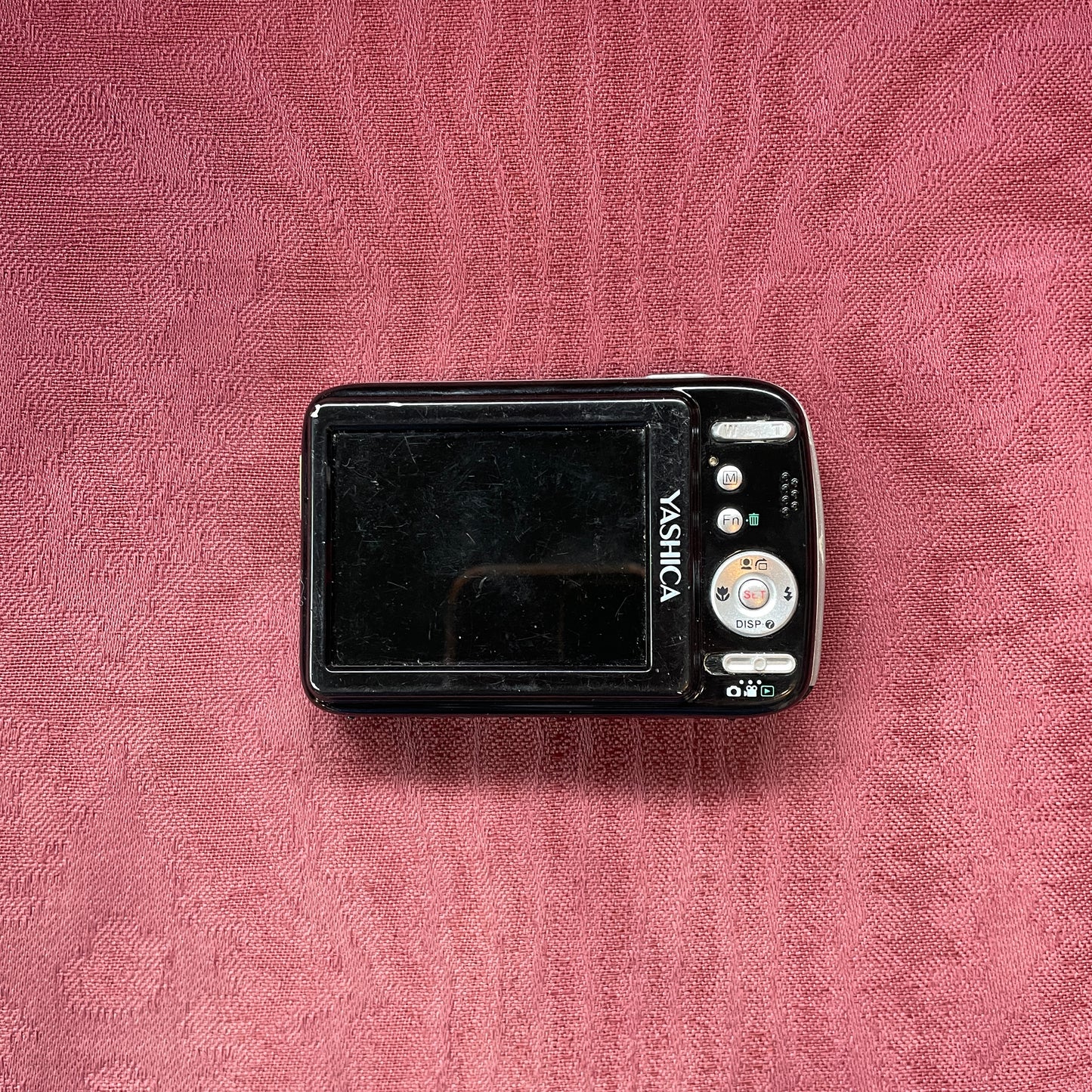 Yashica EZ Digital F12A