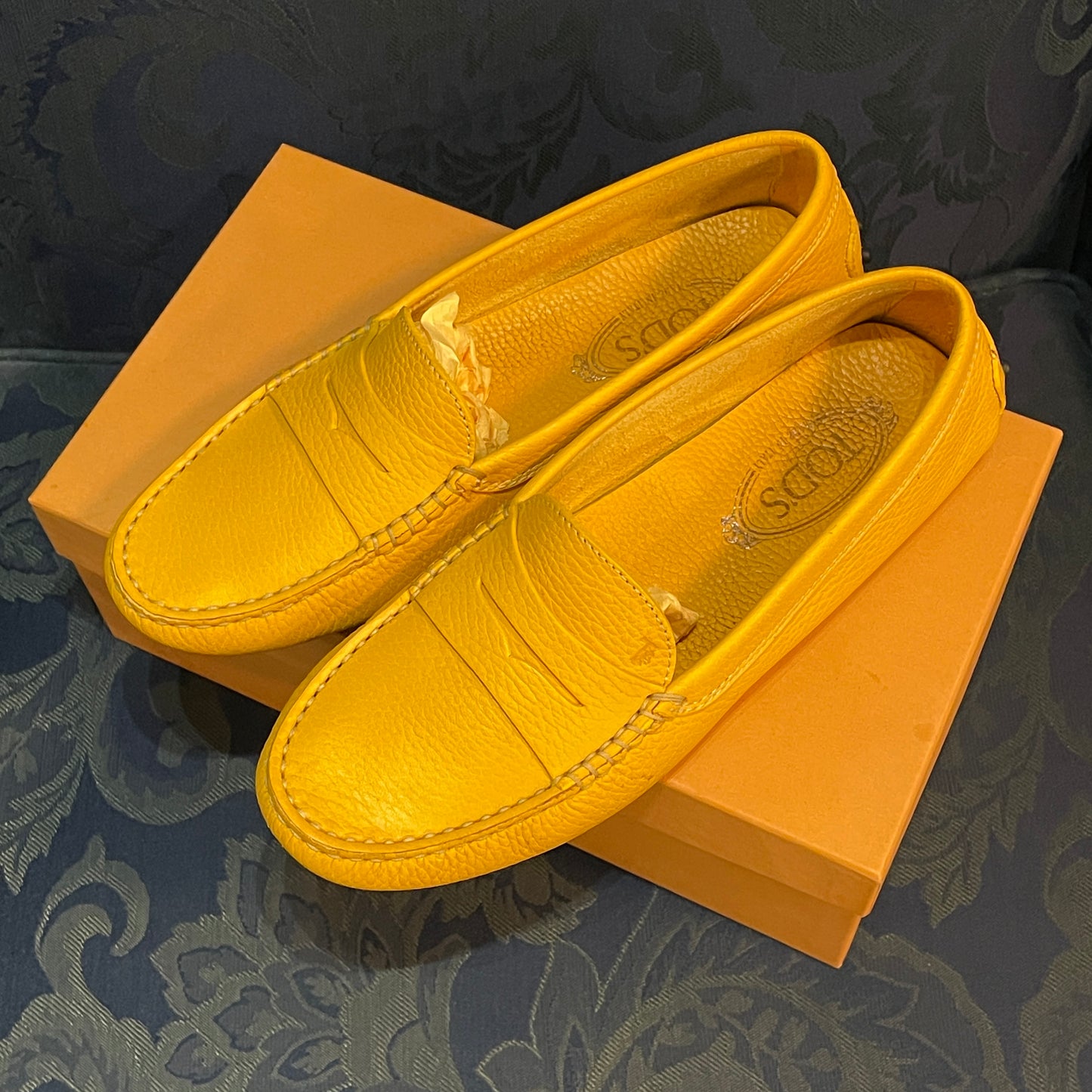 TOD’s Gommino Penny Slot Loafers (Yellow)