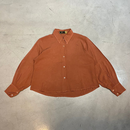 A & H Buttoned Blouse