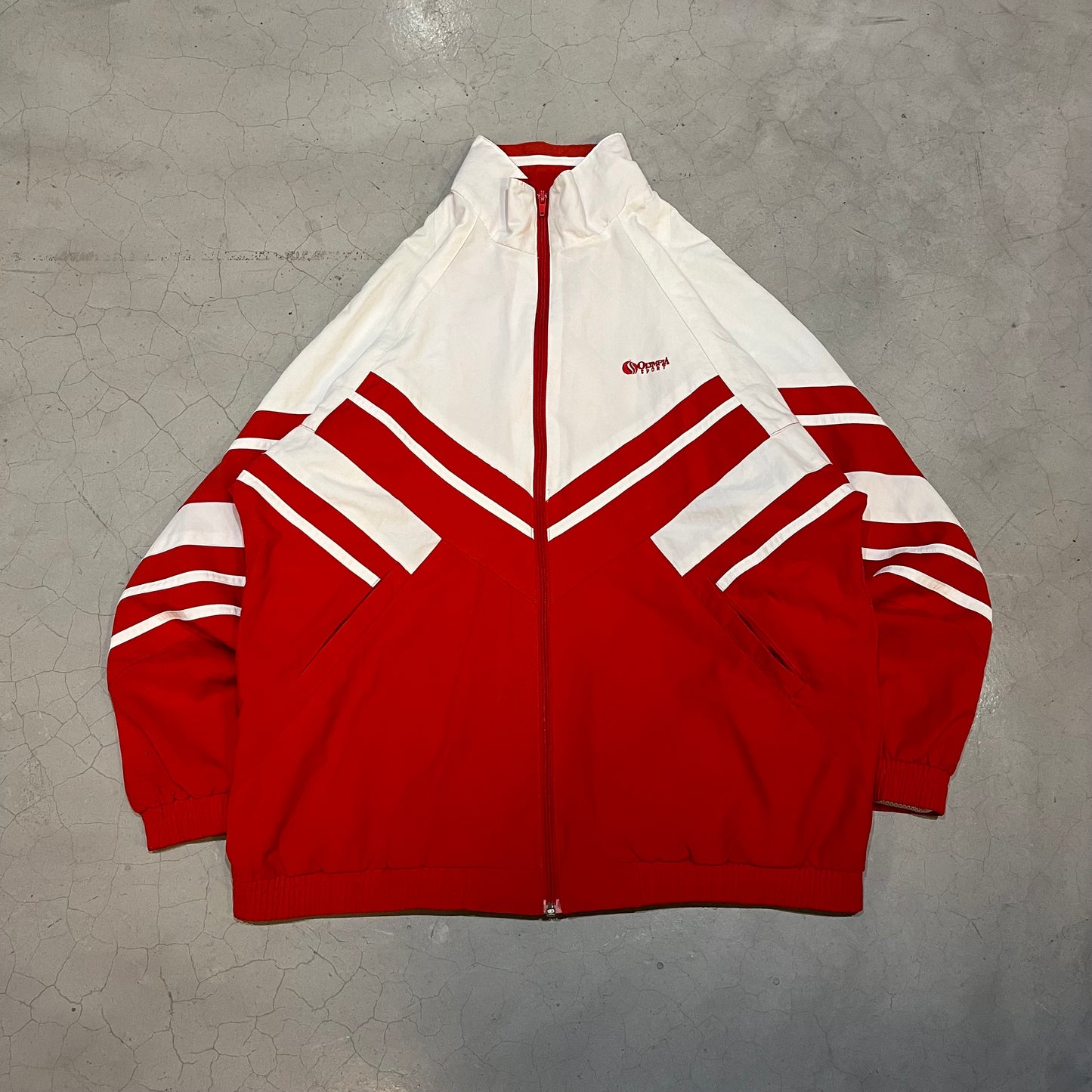 Vintage Y2K Olympia Bahrain Jacket