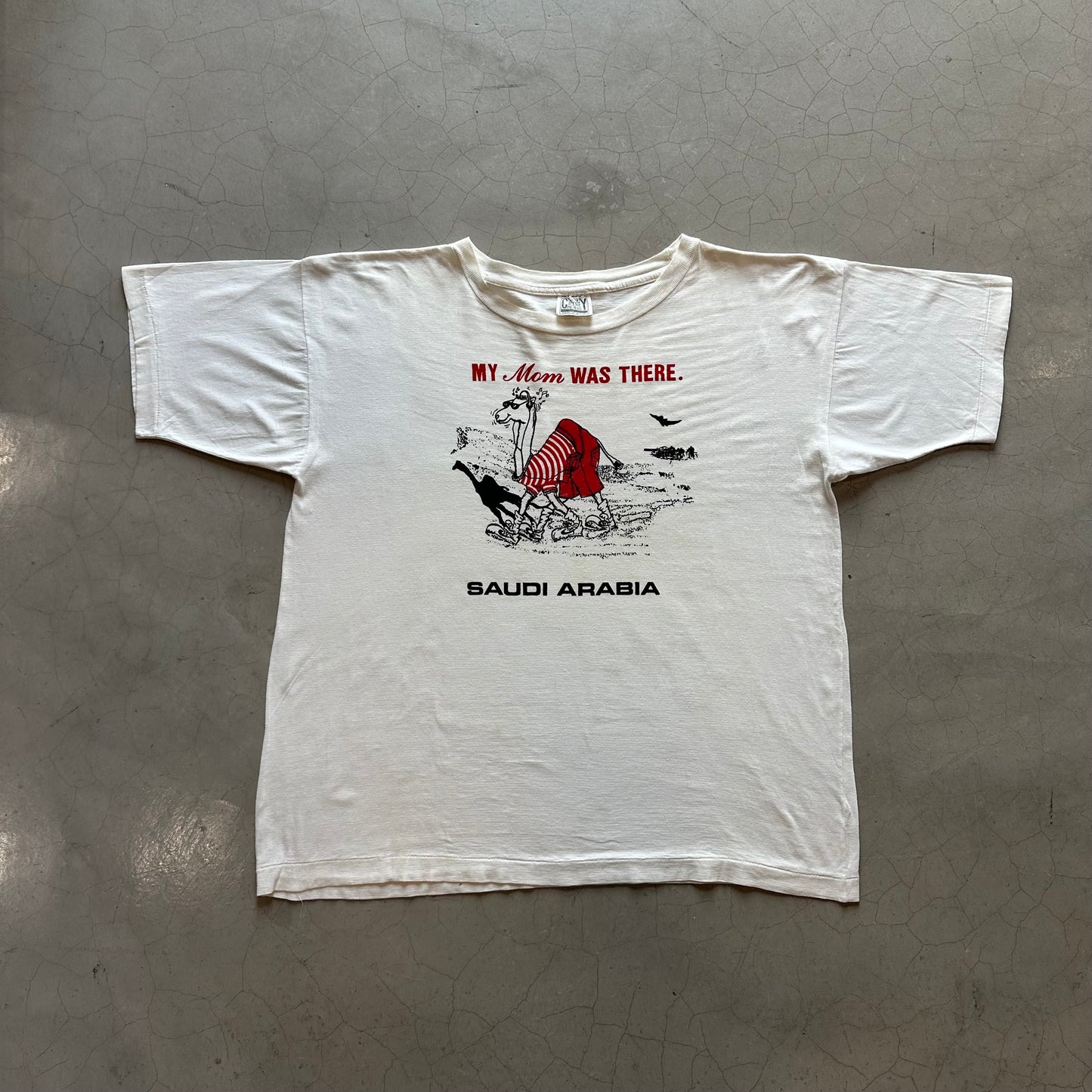 Vintage 90’s Saudi Arabia My Mom was there T-shirt