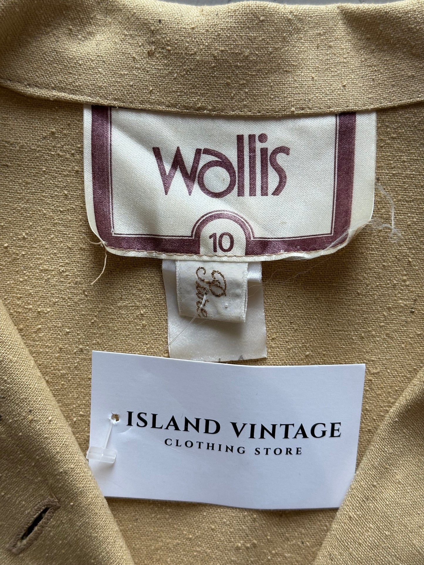 Wallis Set