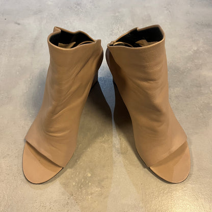 Balenciaga Leather Sling Back Mule Sandals