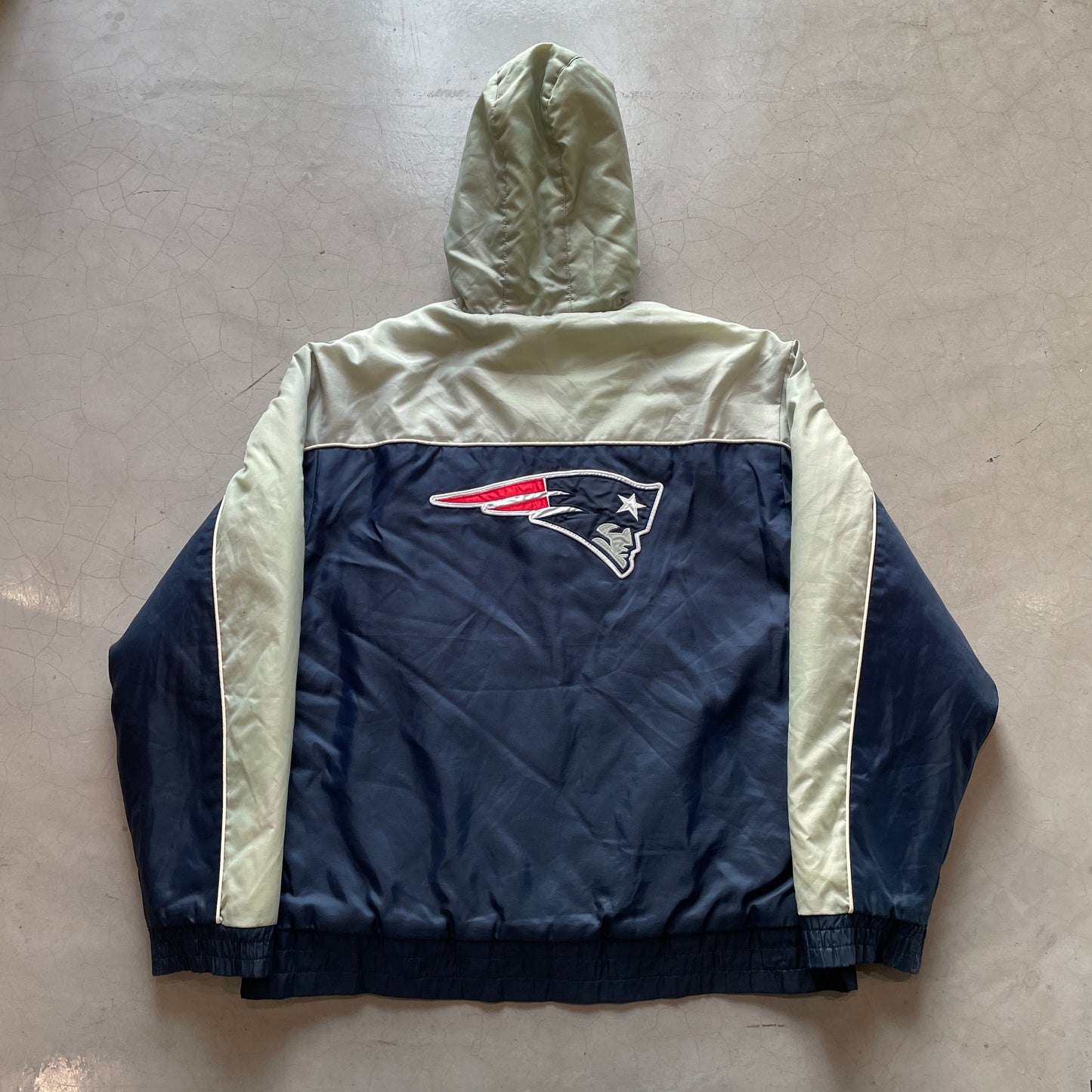 Vintage New England Patriots Puffer Jacket