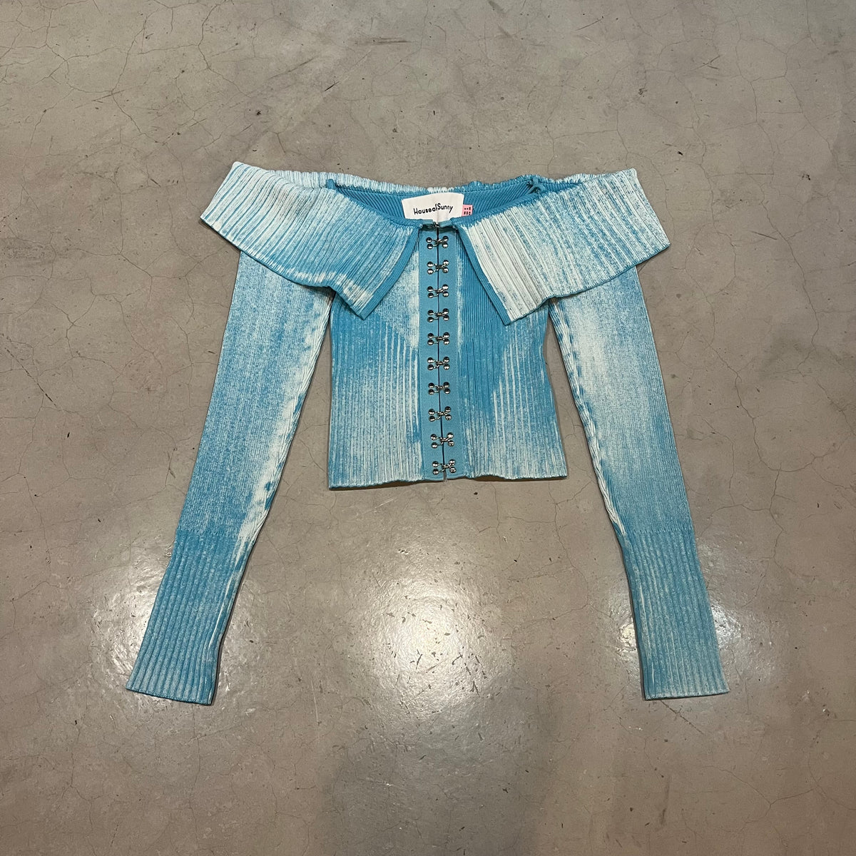 House Of Sunny Clasps Top