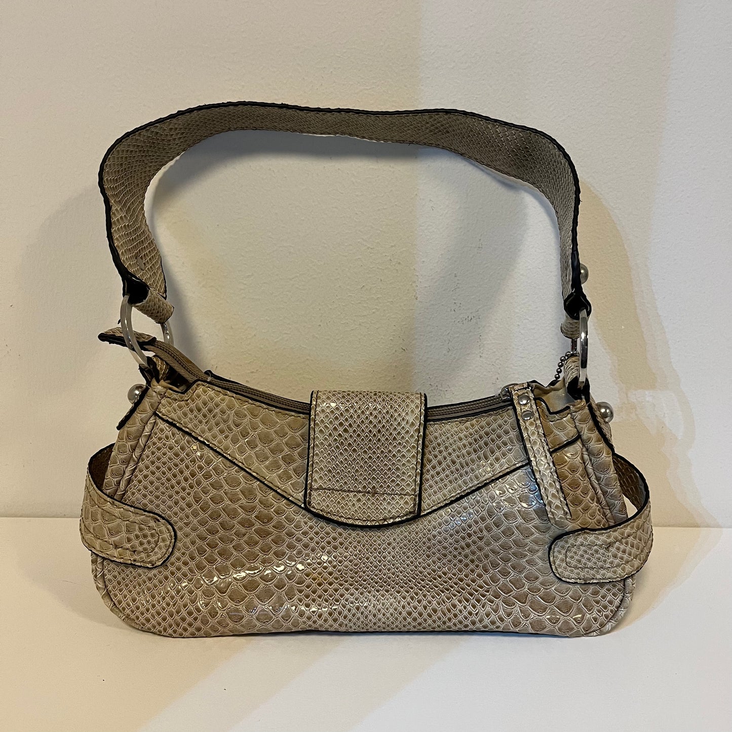 Vintage Y2K Guess Shoulder Bag
