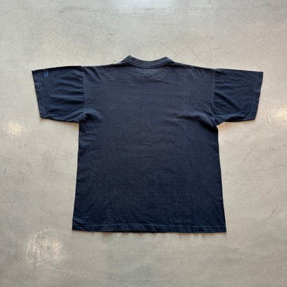 Vintage Blue Be European Be Different T-Shirt