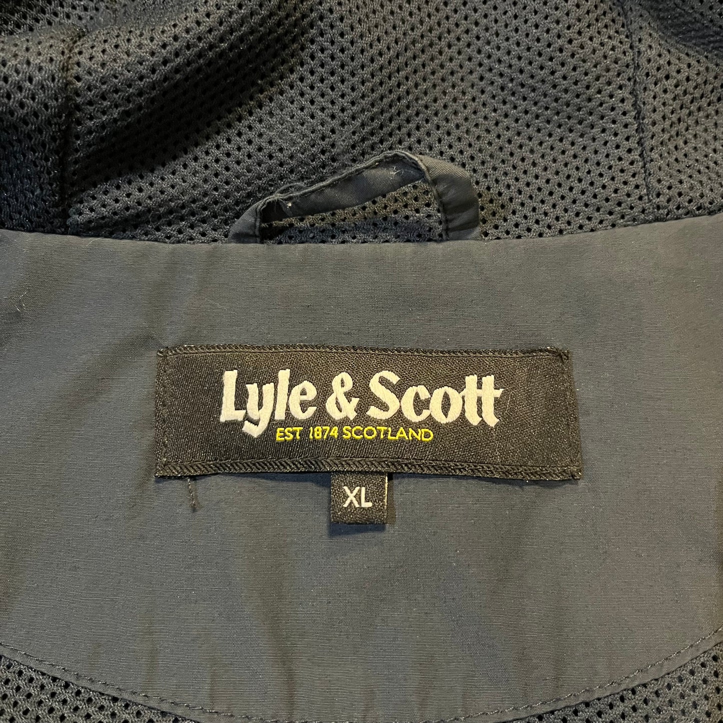 Lyle & Scott Hooded Windbreaker