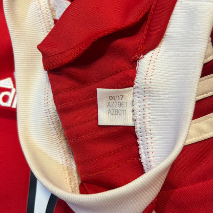 Bayern Munchen 2016 Home (Robben)