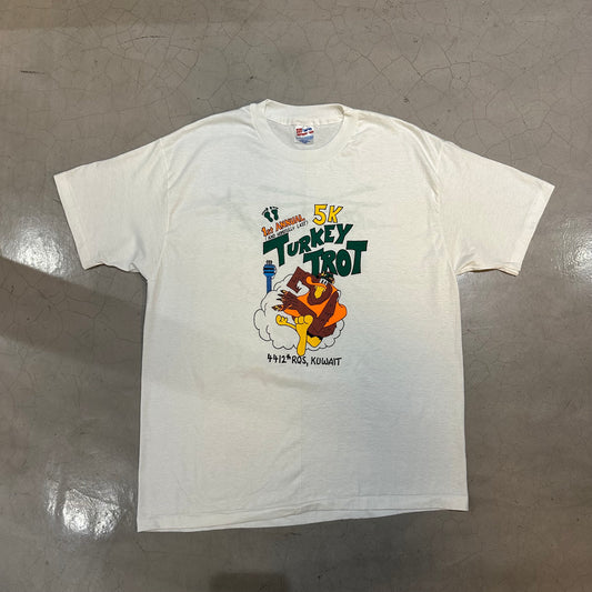 Vtg 90's Turkey Trot Kuwait Marathon Tee