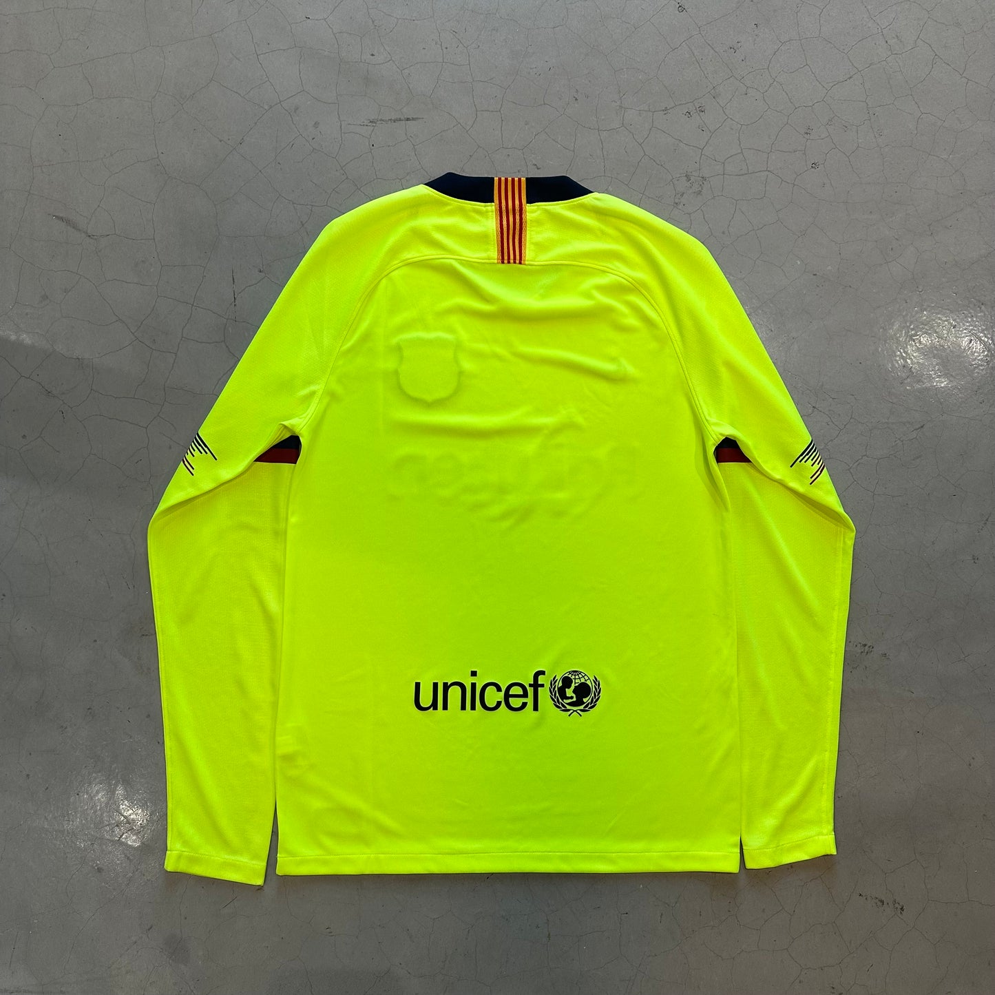 FC Barcelona 2018-19 Away Longsleeve Kit