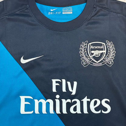 Arsenal 2011-12 Away Youth Kit