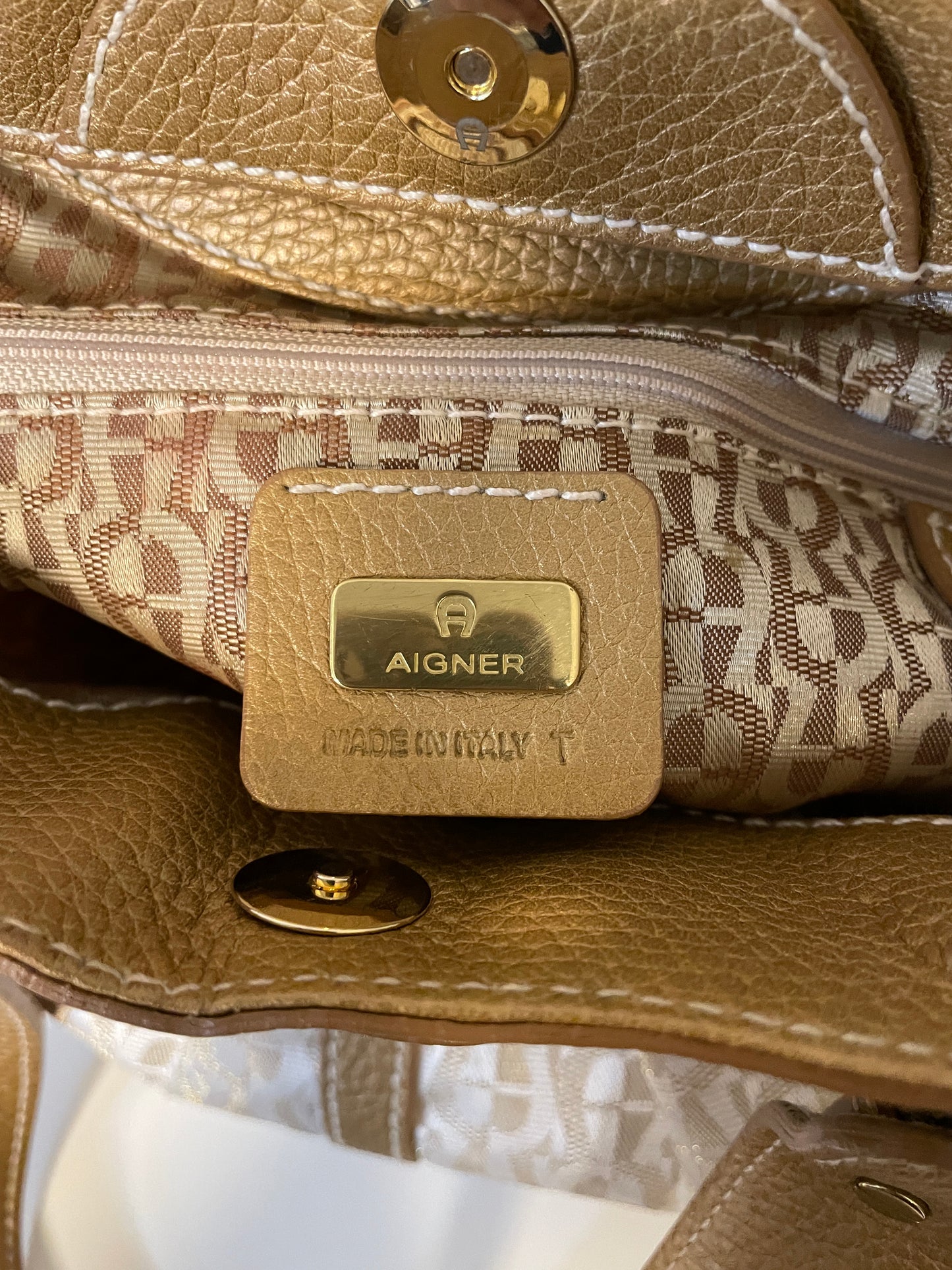 Vtg Aigner Monogram Beige Hobo Bag