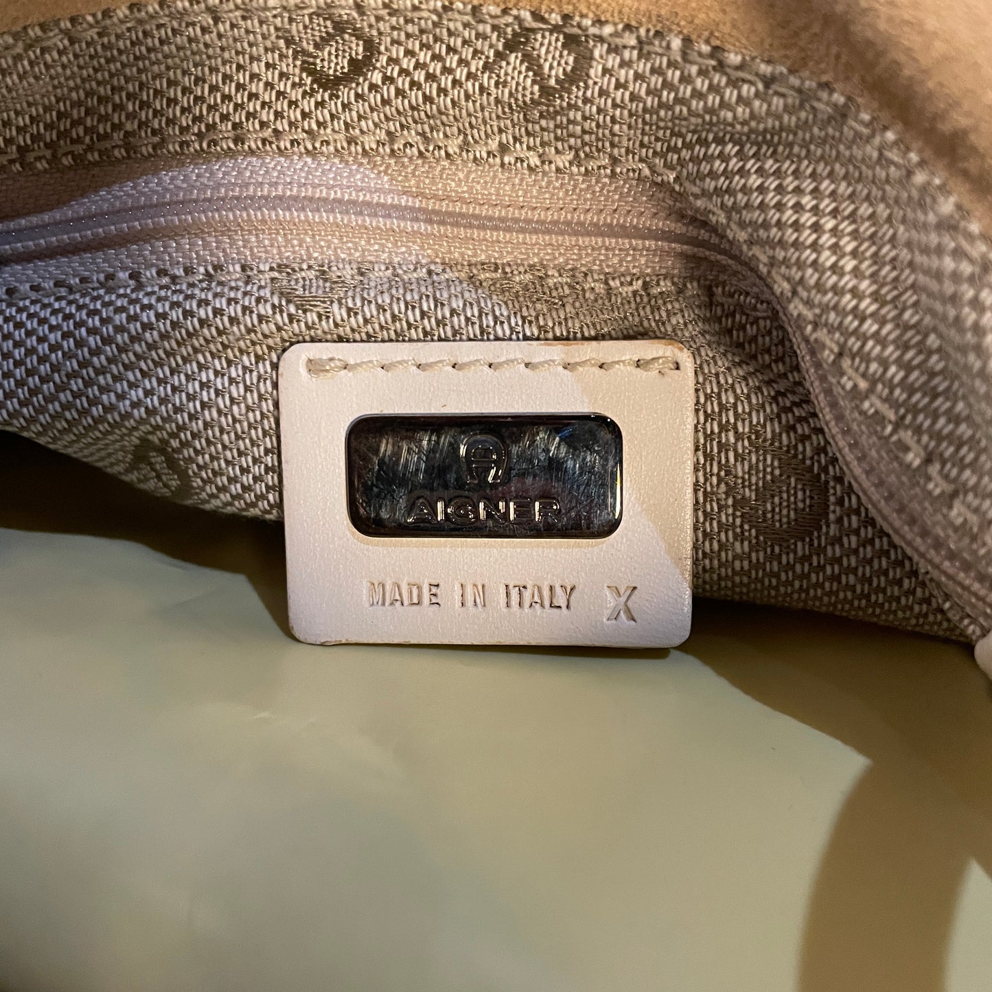 Vtg Aigner Hand Bag