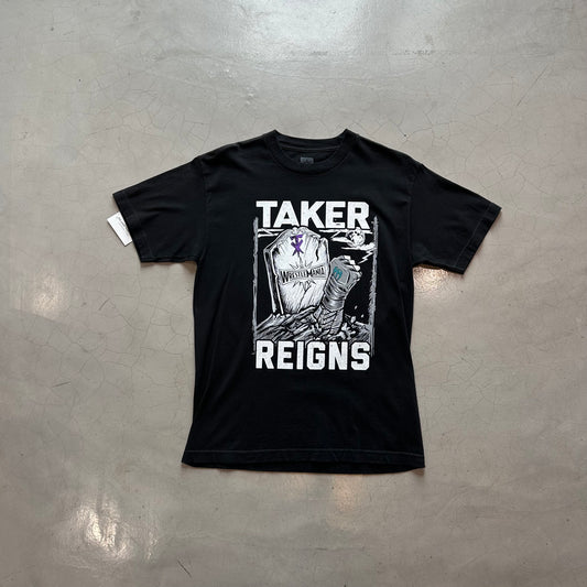WWE Wrestelemania Taker vs Reigns T-Shirt