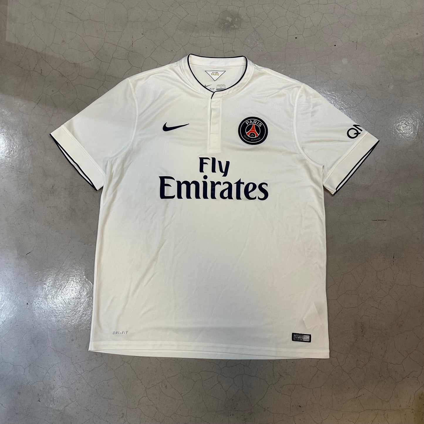 Paris Saint Germain 2014-2015 Away Kit