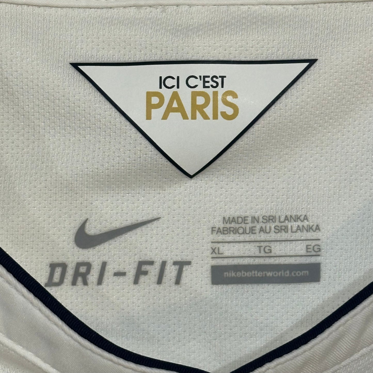 Paris Saint Germain 2014-2015 Away Kit
