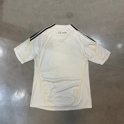 Real Madrid 2009-2010 Home Kit