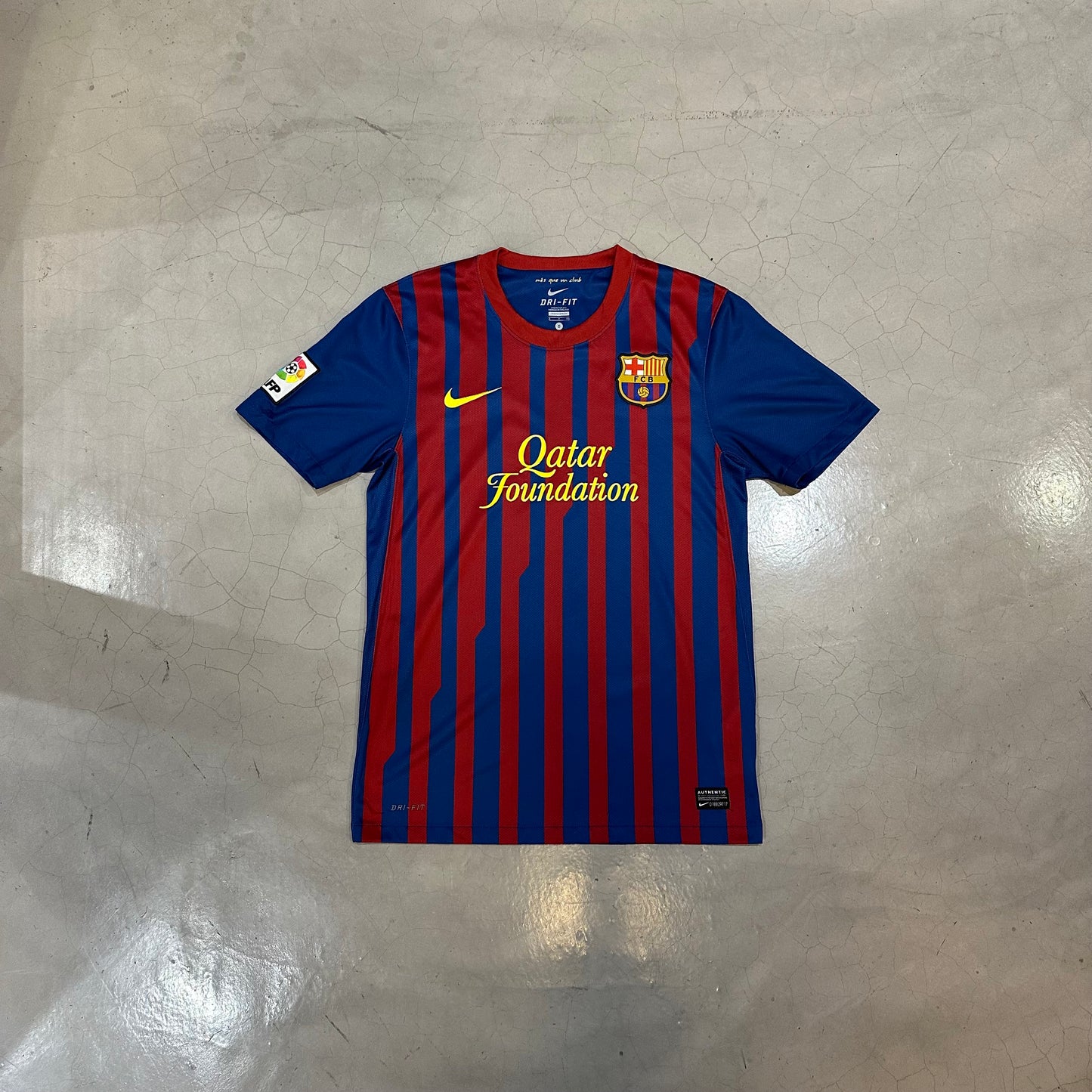 Barcelona 2011 Home Jersey (Iniesta)