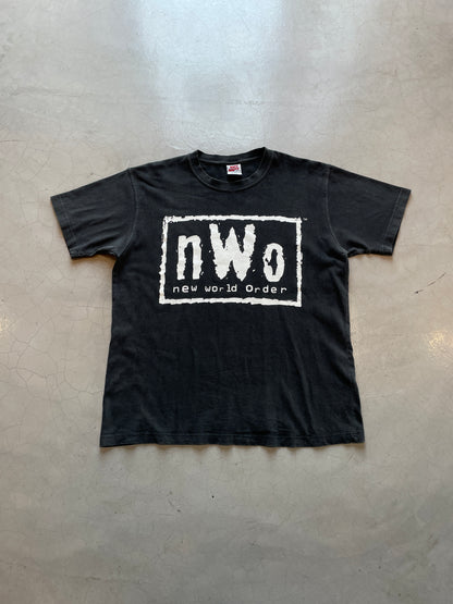 Vtg 2002 WWE NWO Tee
