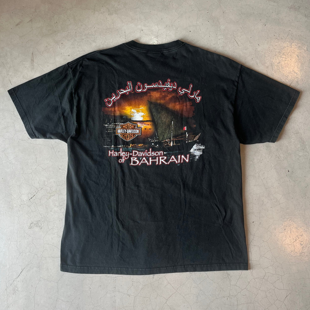 Vtg 2003 Harley Davidson Bahrain Pocket Tee